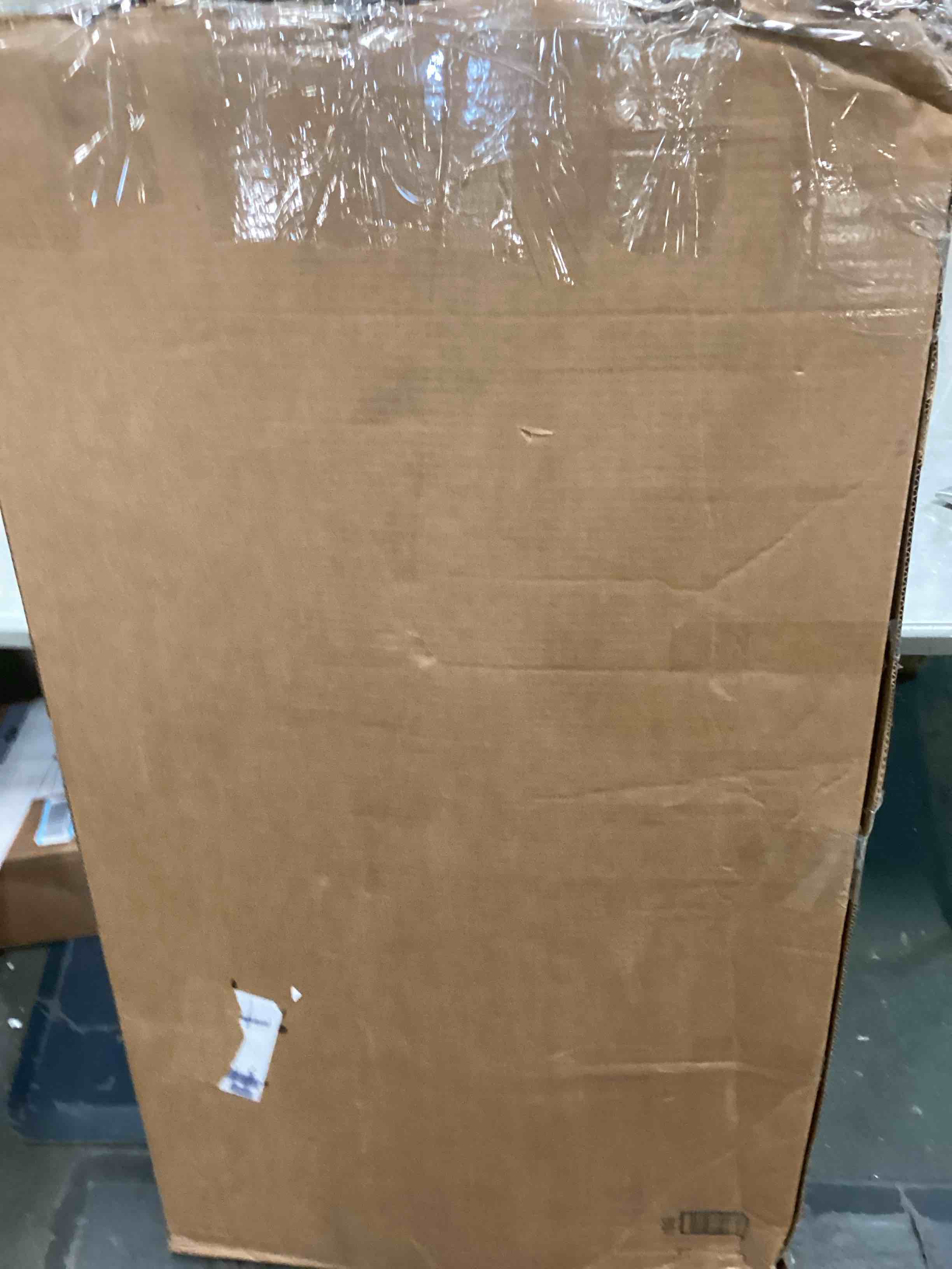 https://s3.amazonaws.com/lotting-images-prod/bidfta/PPE2116198_1736259348852.jpeg
