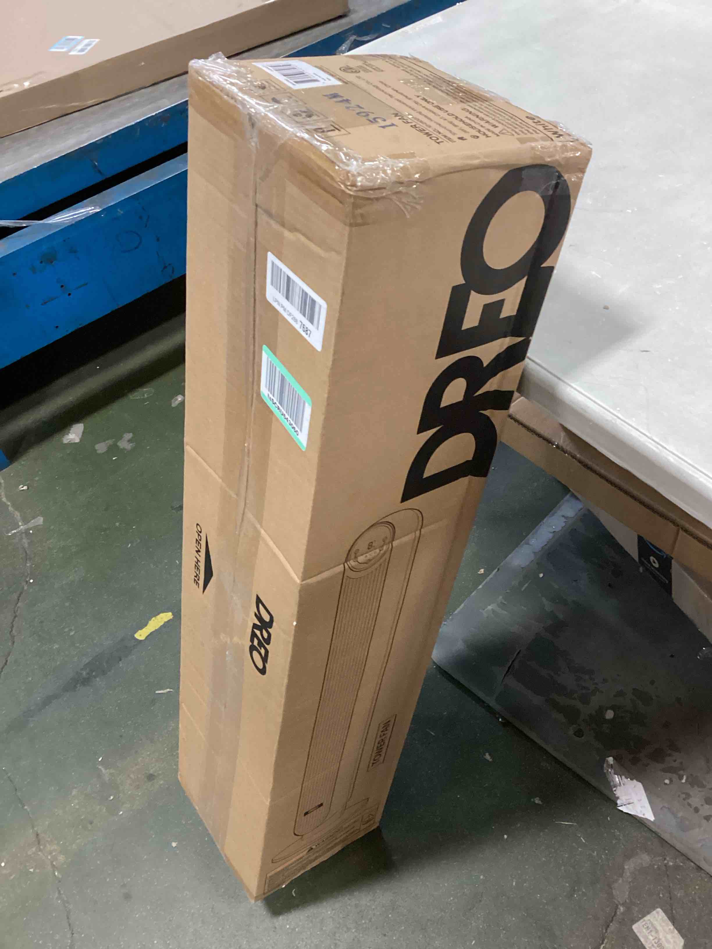 https://s3.amazonaws.com/lotting-images-prod/bidfta/PPE2116663_1737475346404.jpeg