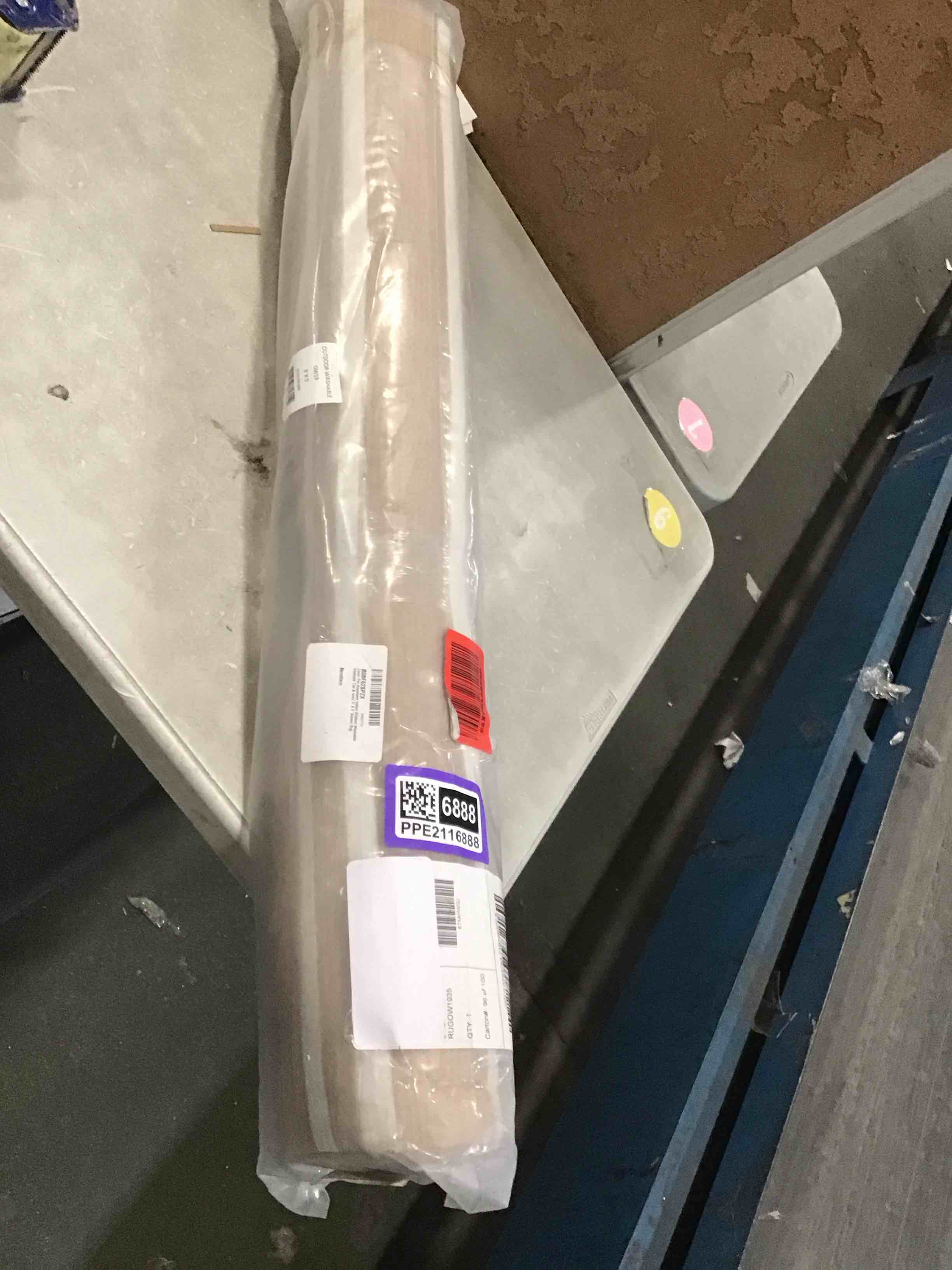 https://s3.amazonaws.com/lotting-images-prod/bidfta/PPE2116888_1737565284847.jpeg