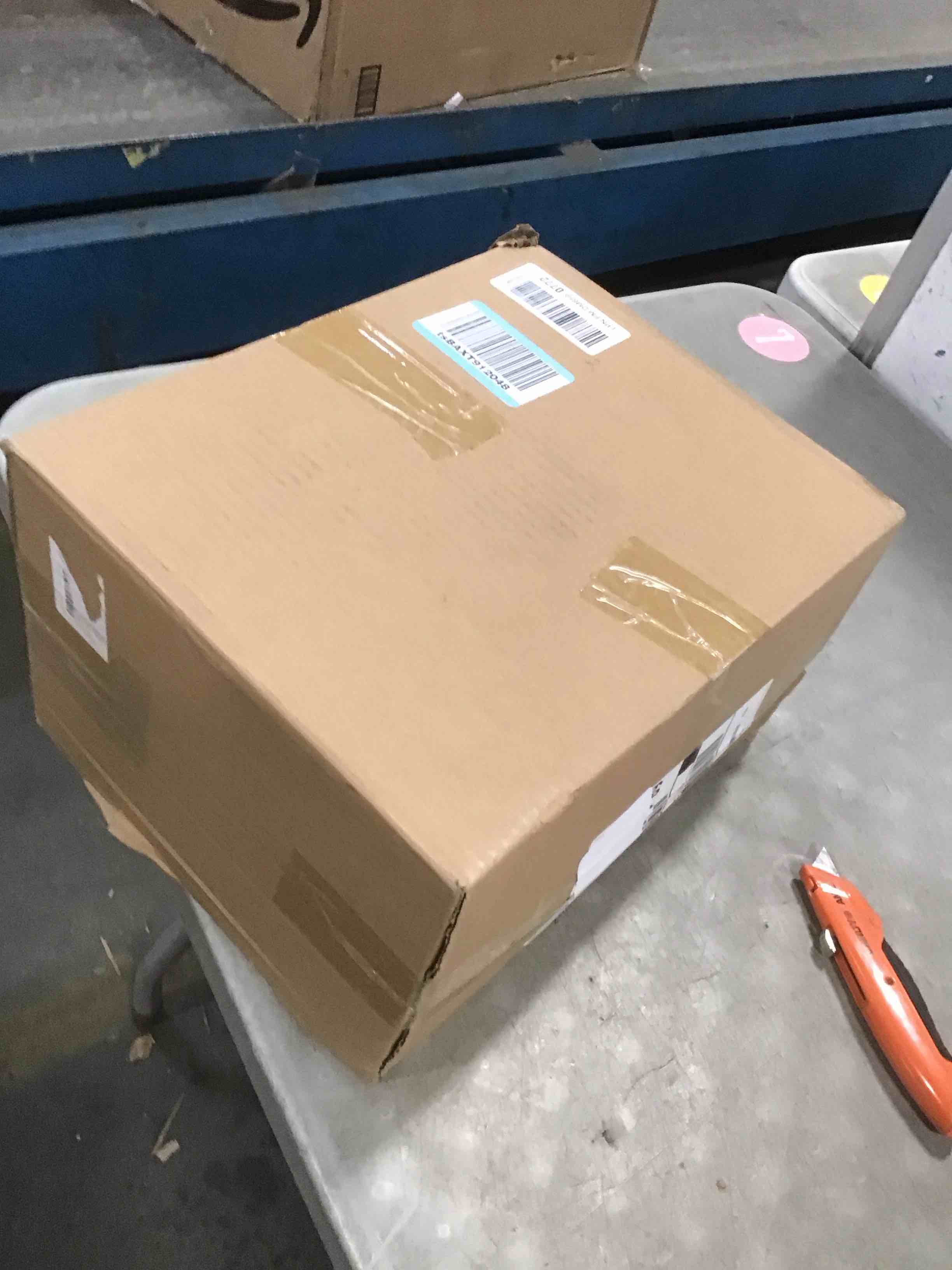 https://s3.amazonaws.com/lotting-images-prod/bidfta/PPE2117171_1737660476628.jpeg