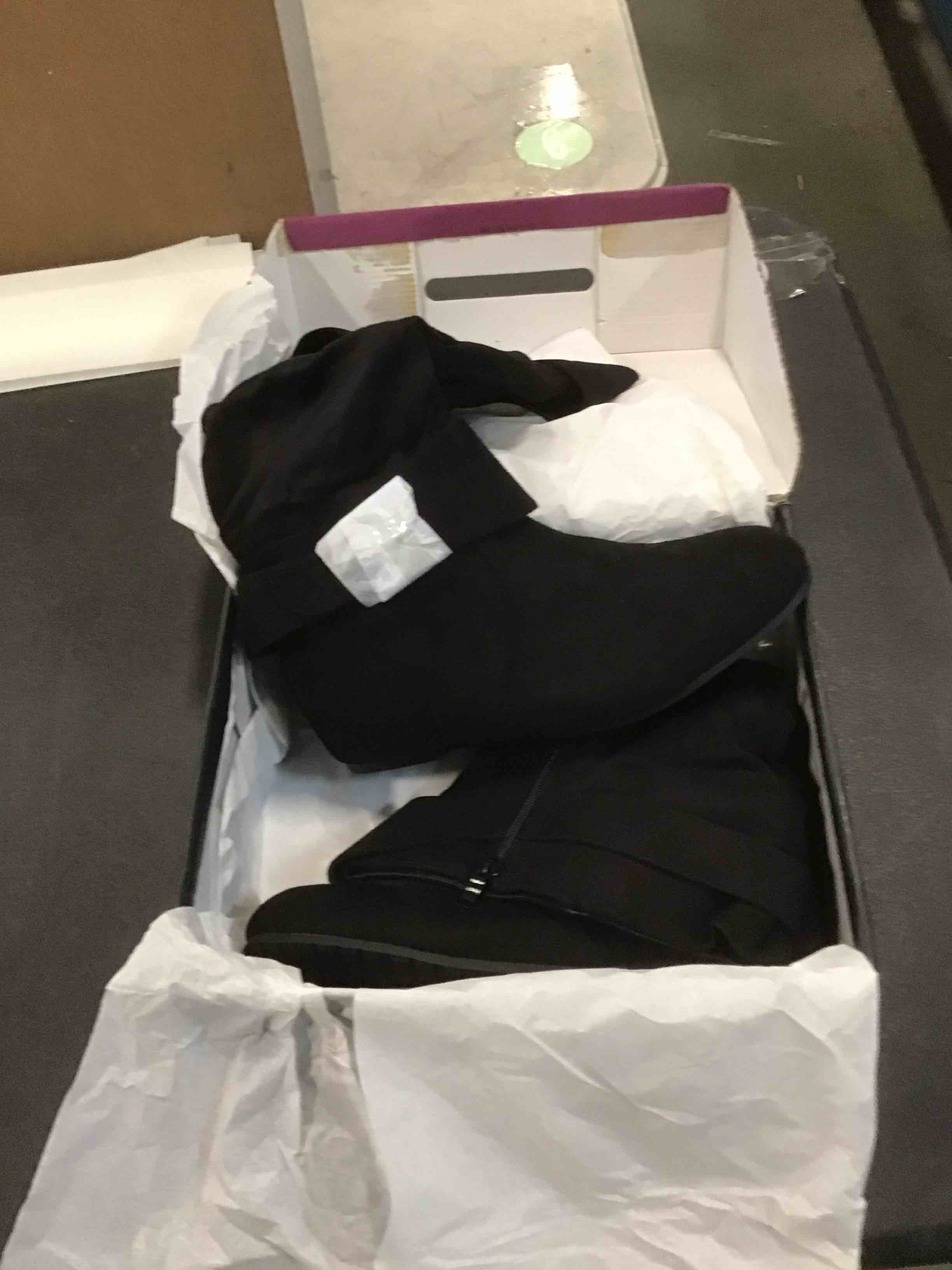 https://s3.amazonaws.com/lotting-images-prod/bidfta/PPE2117397_1737748515074.jpeg
