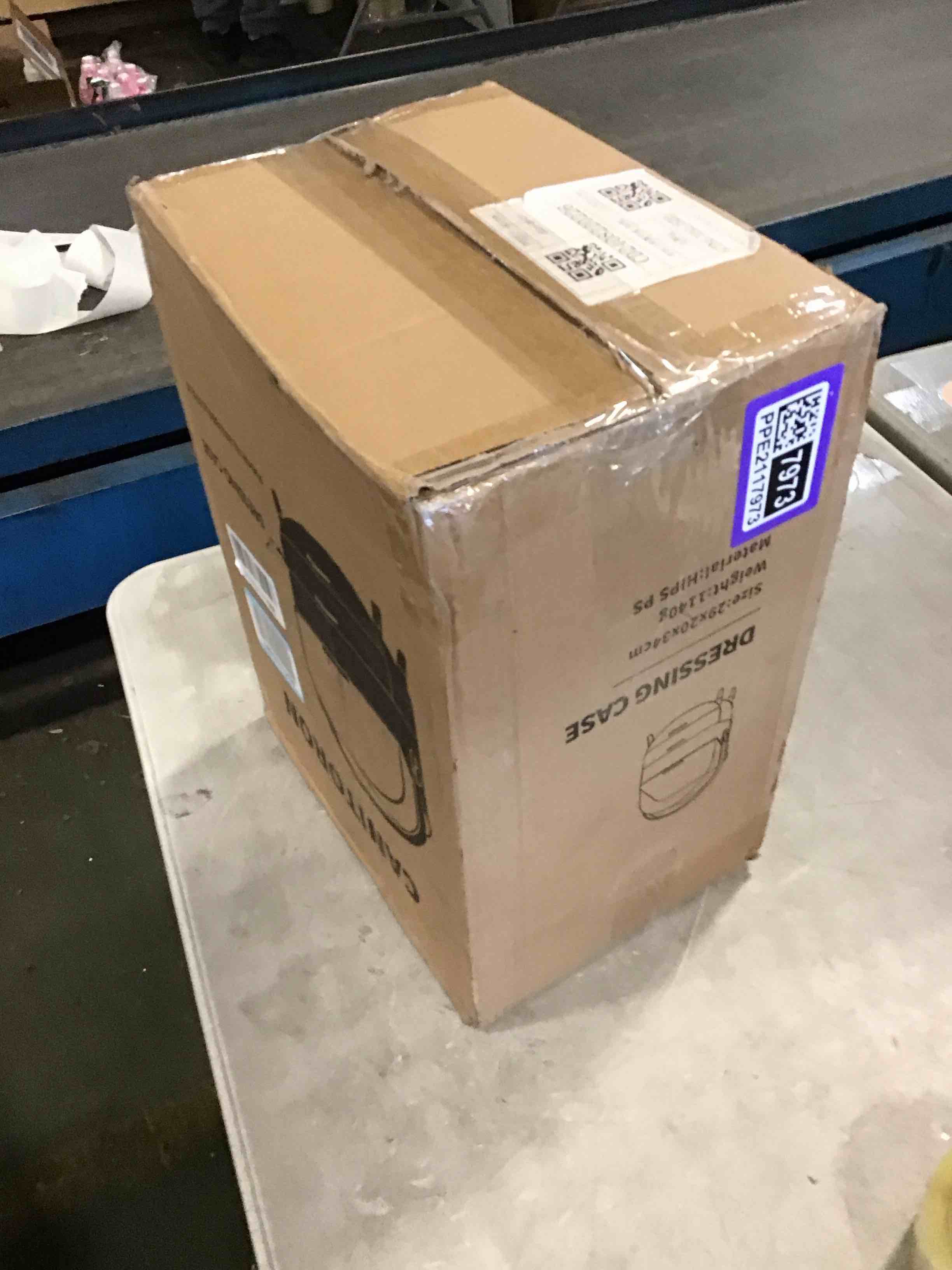 https://s3.amazonaws.com/lotting-images-prod/bidfta/PPE2117973_1738165623823.jpeg