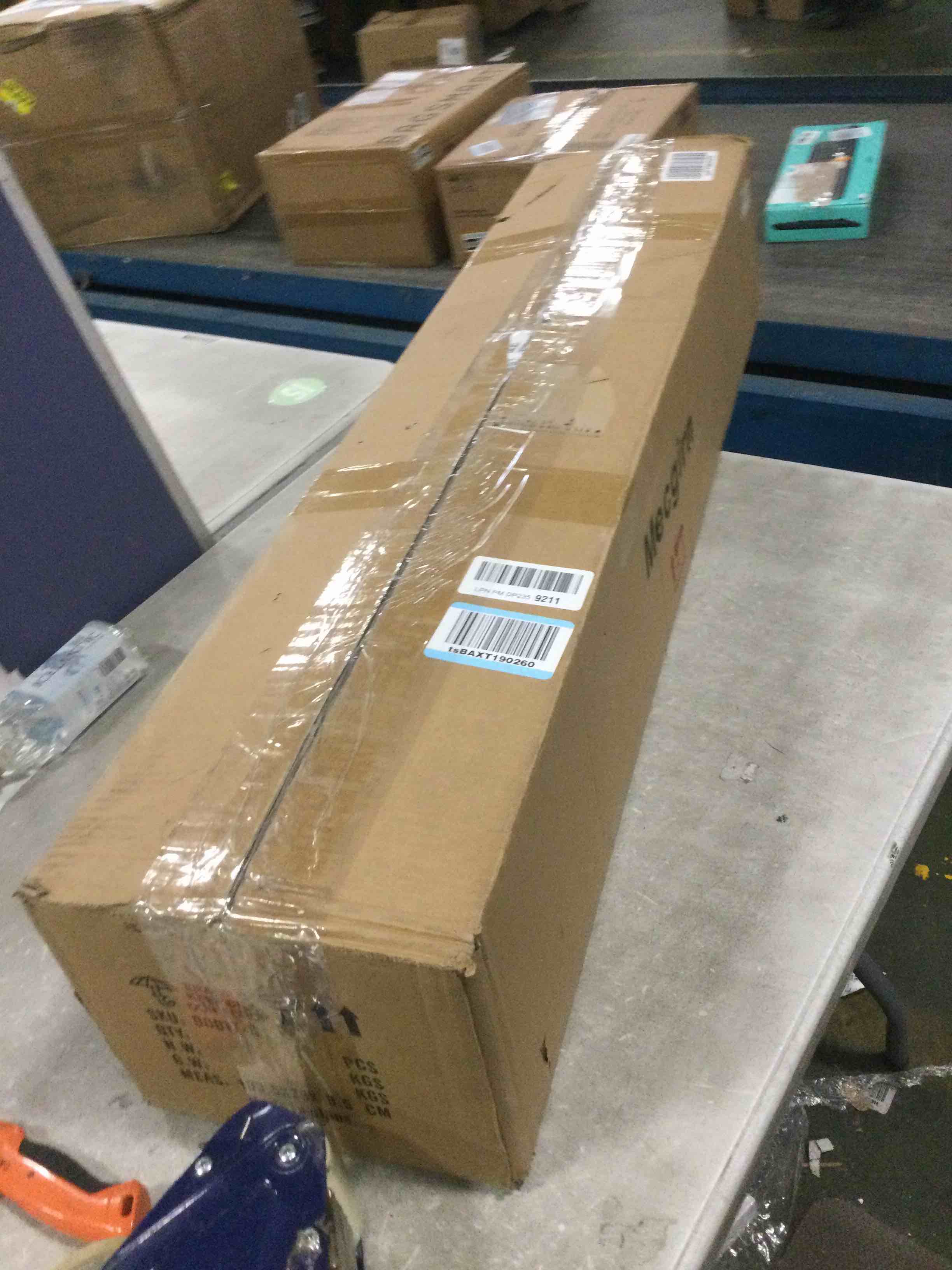 https://s3.amazonaws.com/lotting-images-prod/bidfta/PPE2118551_1738594229687.jpeg