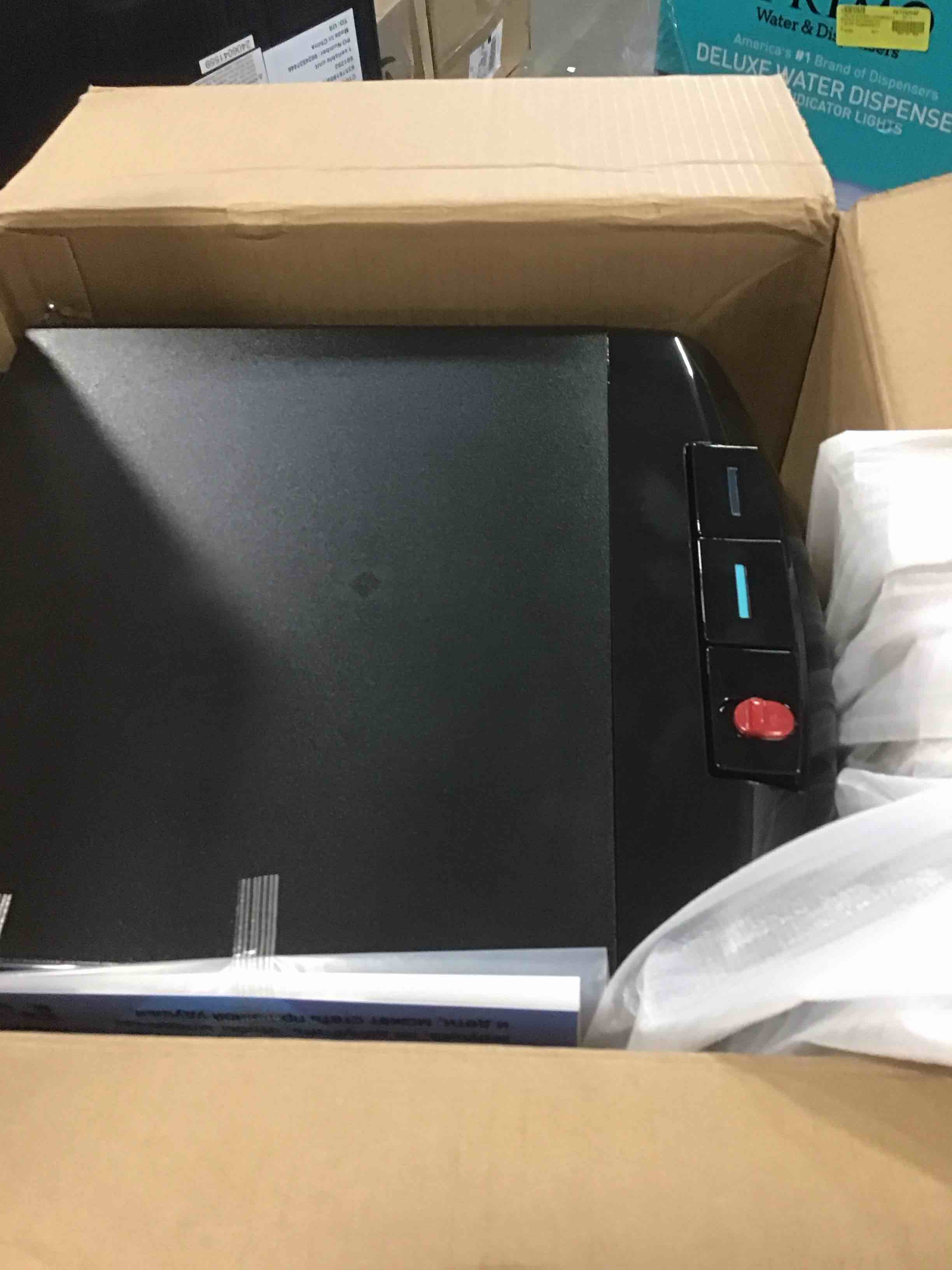 https://s3.amazonaws.com/lotting-images-prod/bidfta/PPE2118635_1738607213256.jpeg