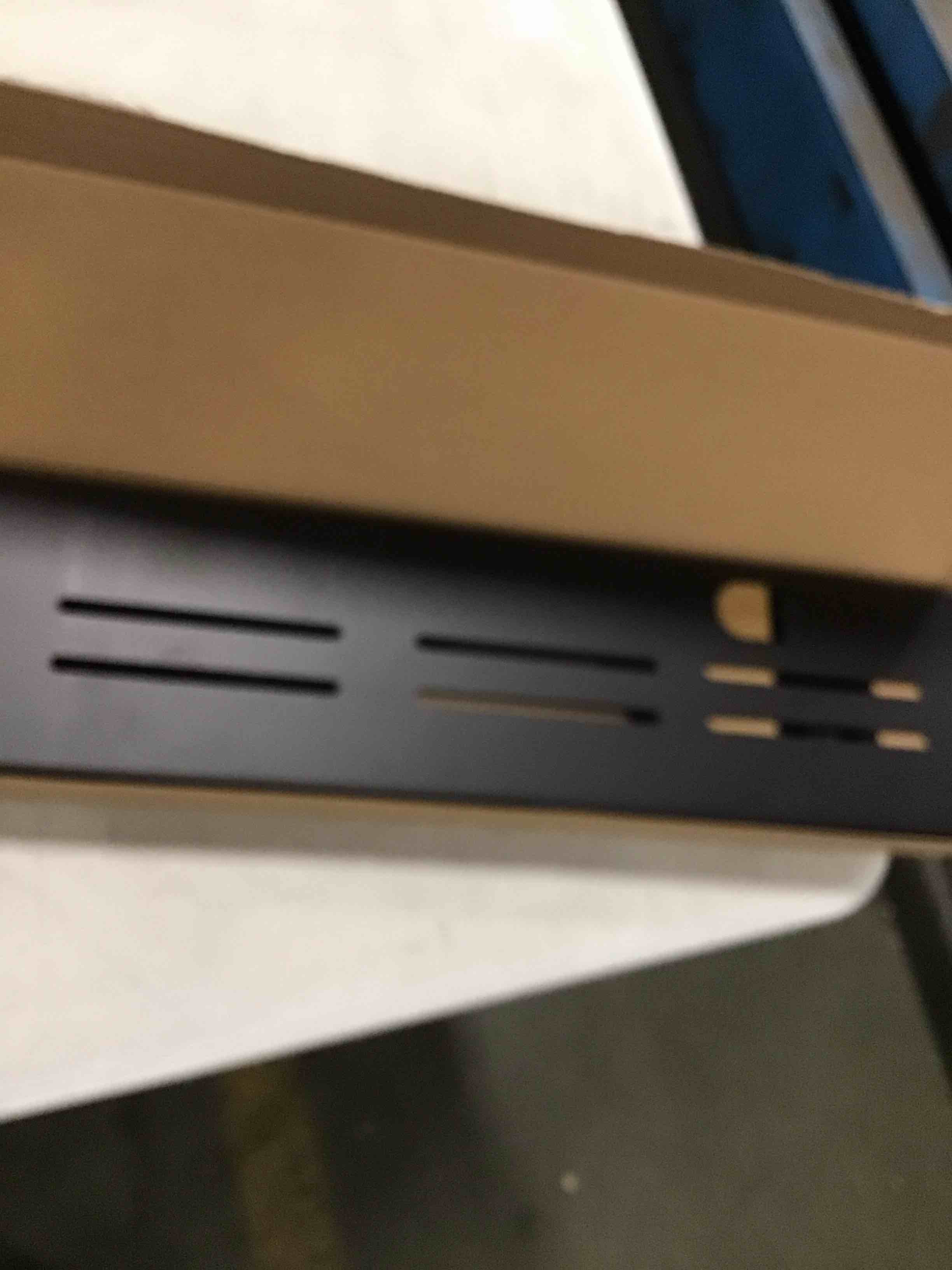 https://s3.amazonaws.com/lotting-images-prod/bidfta/PPE2118727_1738770909690.jpeg