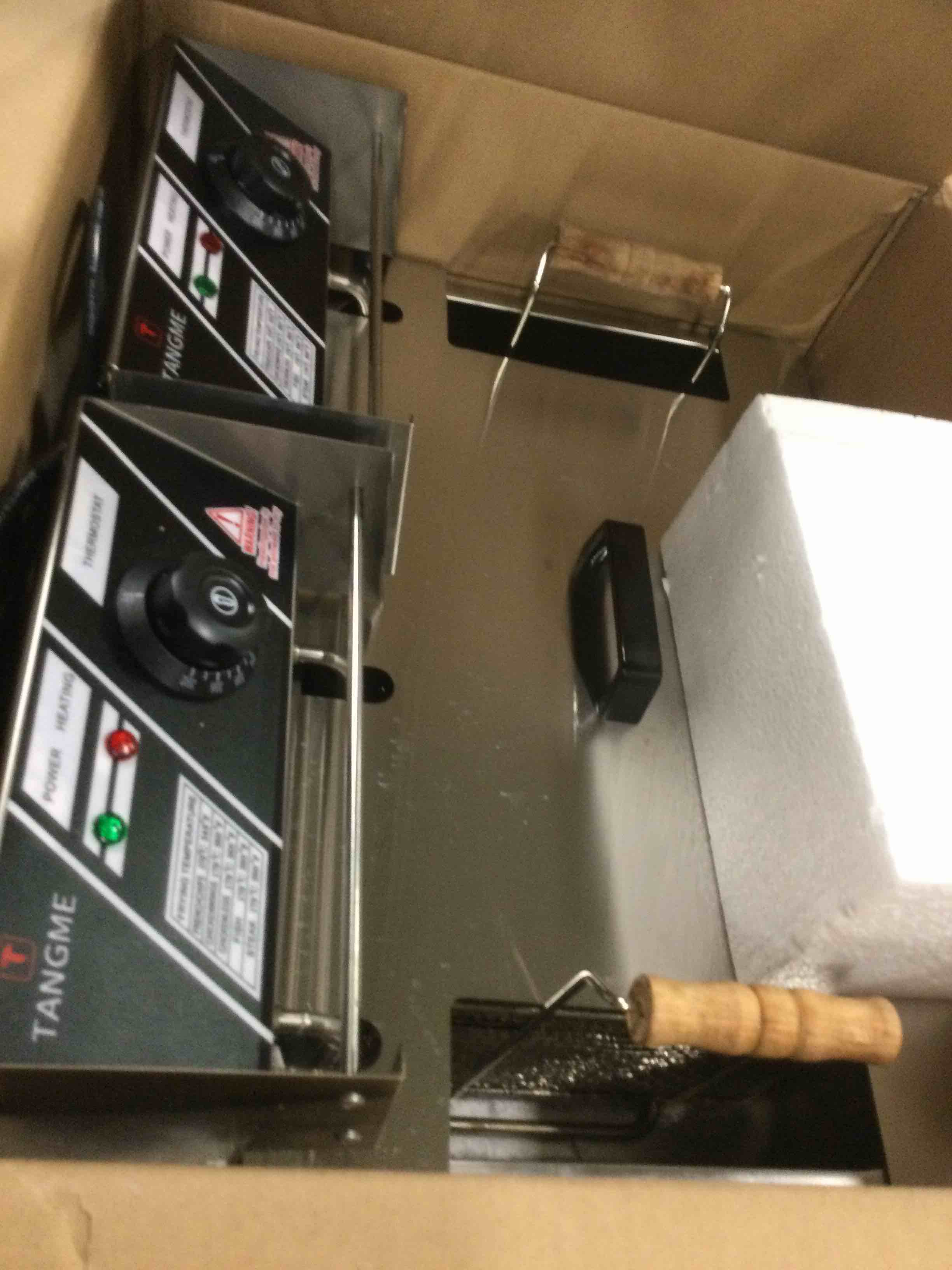https://s3.amazonaws.com/lotting-images-prod/bidfta/PPE2118793_1738683260827.jpeg