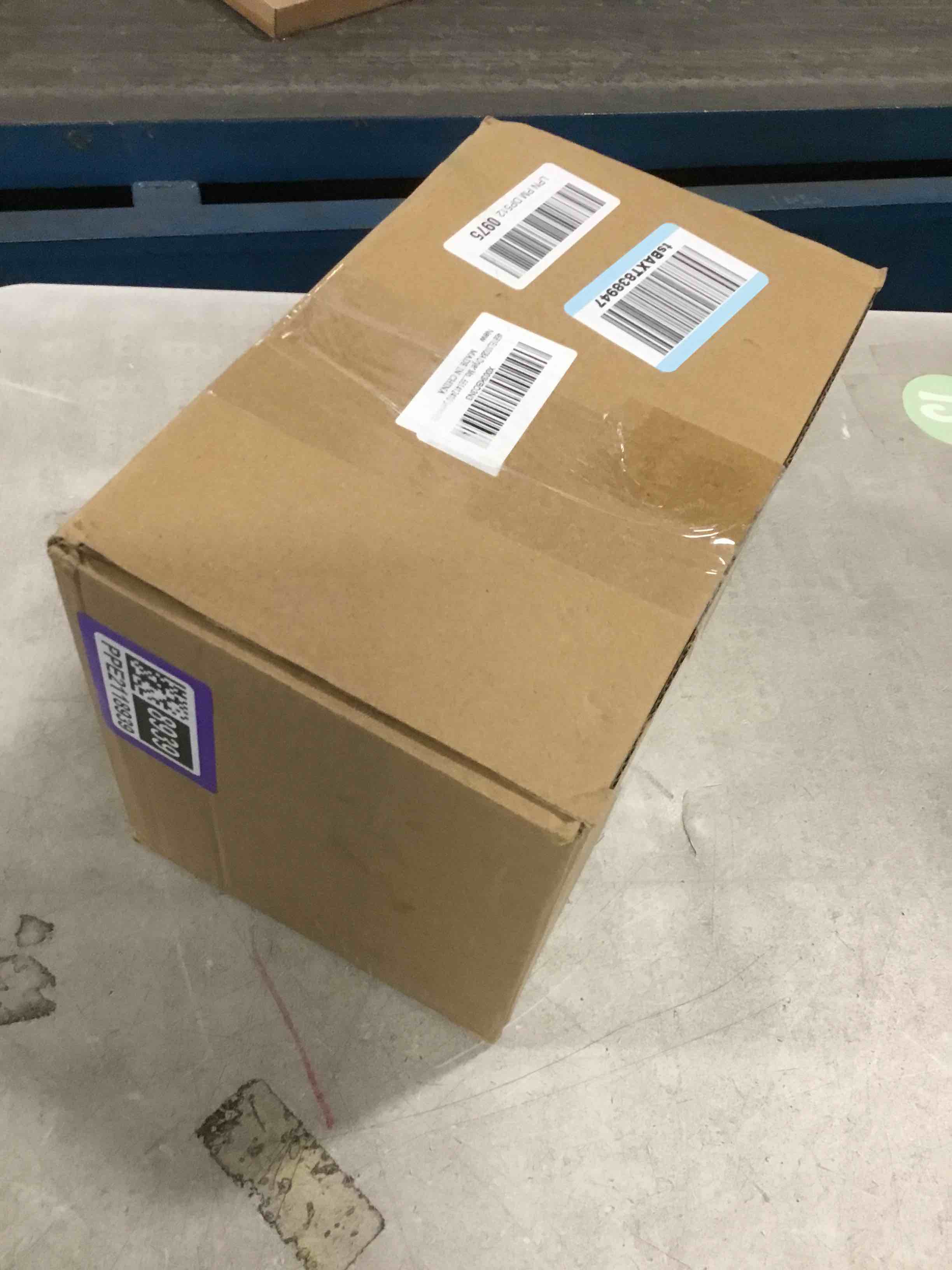 https://s3.amazonaws.com/lotting-images-prod/bidfta/PPE2118939_1738703341530.jpeg