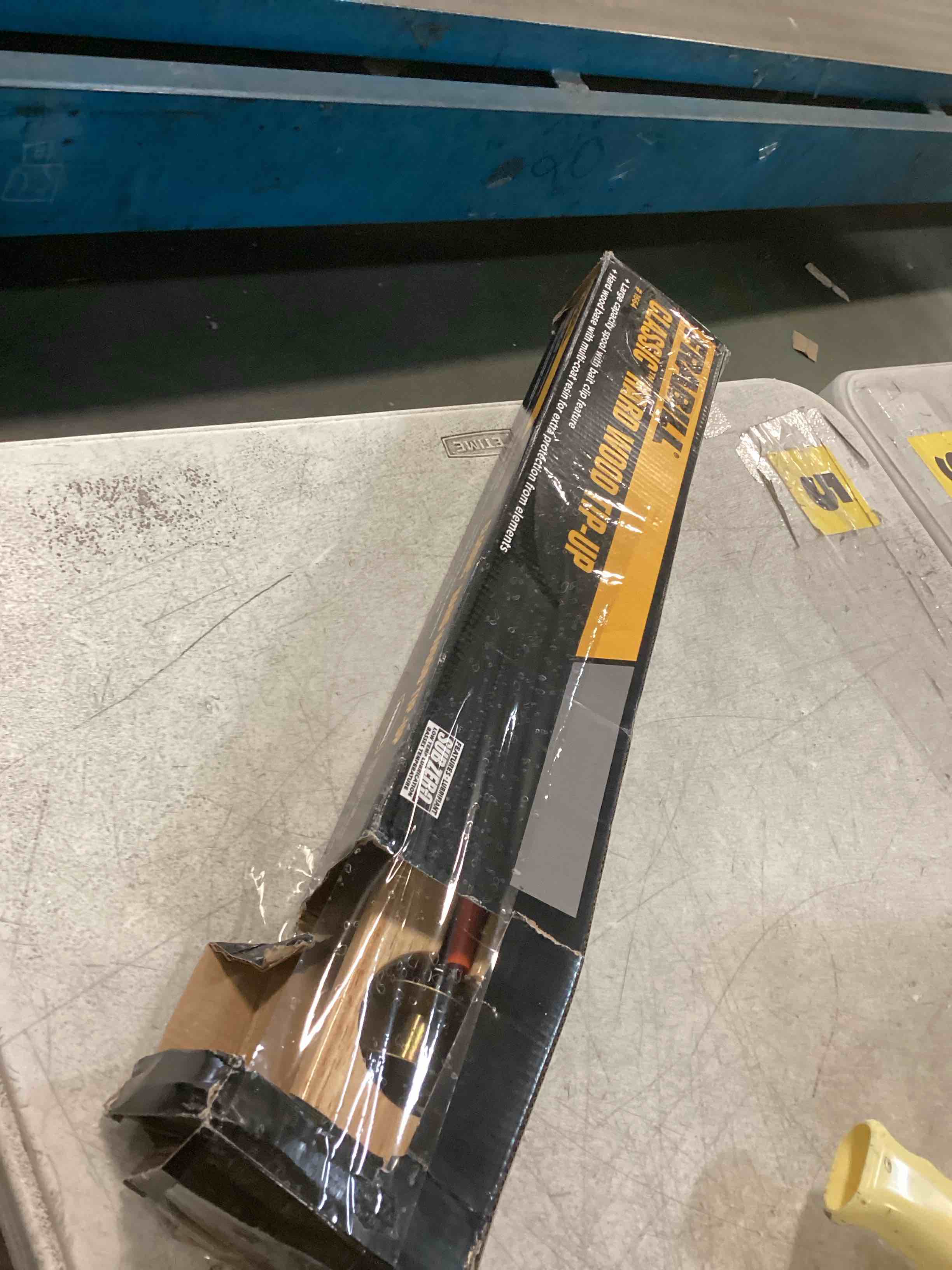 https://s3.amazonaws.com/lotting-images-prod/bidfta/PPE2119123_1736266928752.jpeg