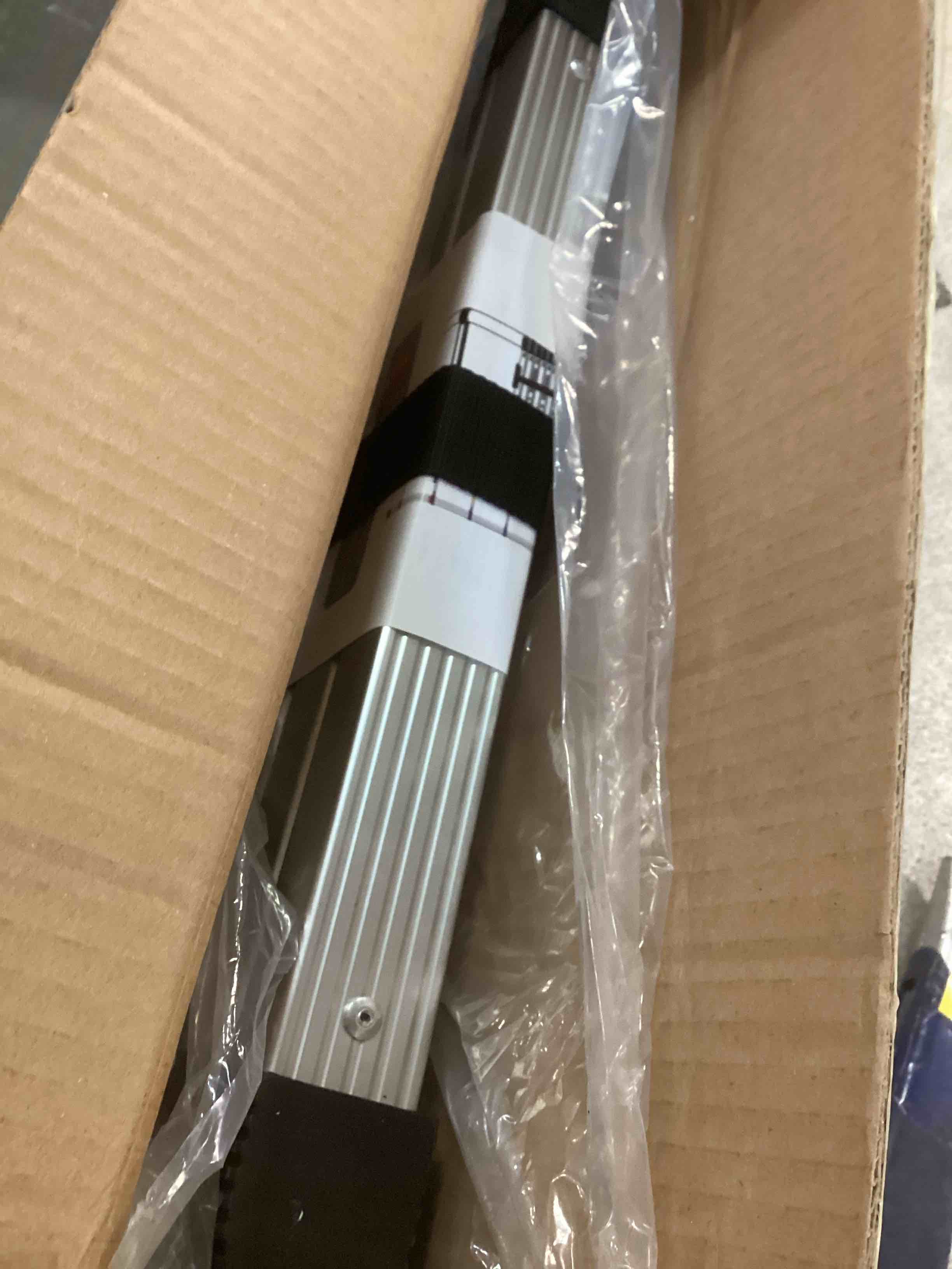 https://s3.amazonaws.com/lotting-images-prod/bidfta/PPE2120081_1736609815016.jpeg