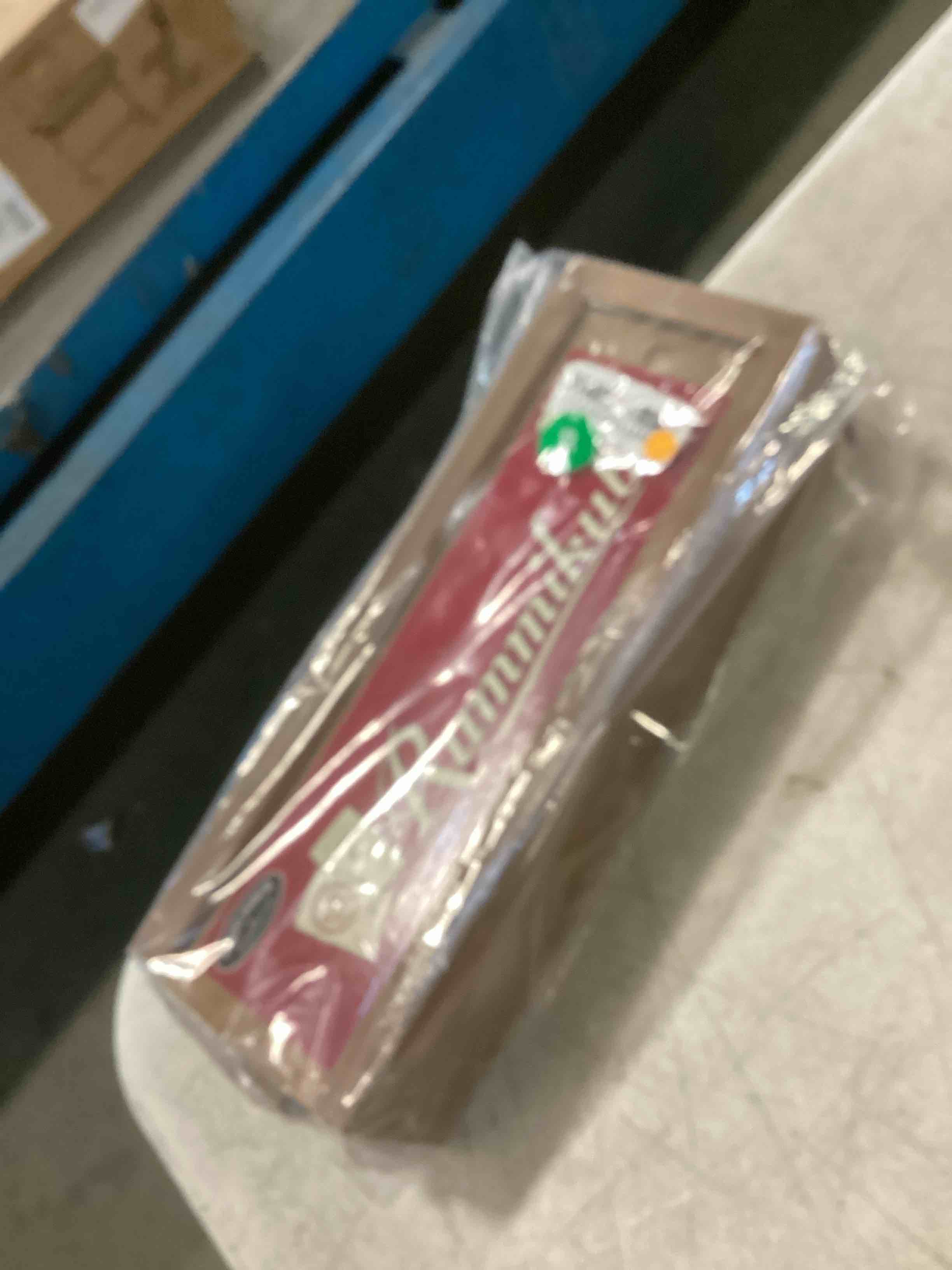 https://s3.amazonaws.com/lotting-images-prod/bidfta/PPE2120228_1736778694359.jpeg