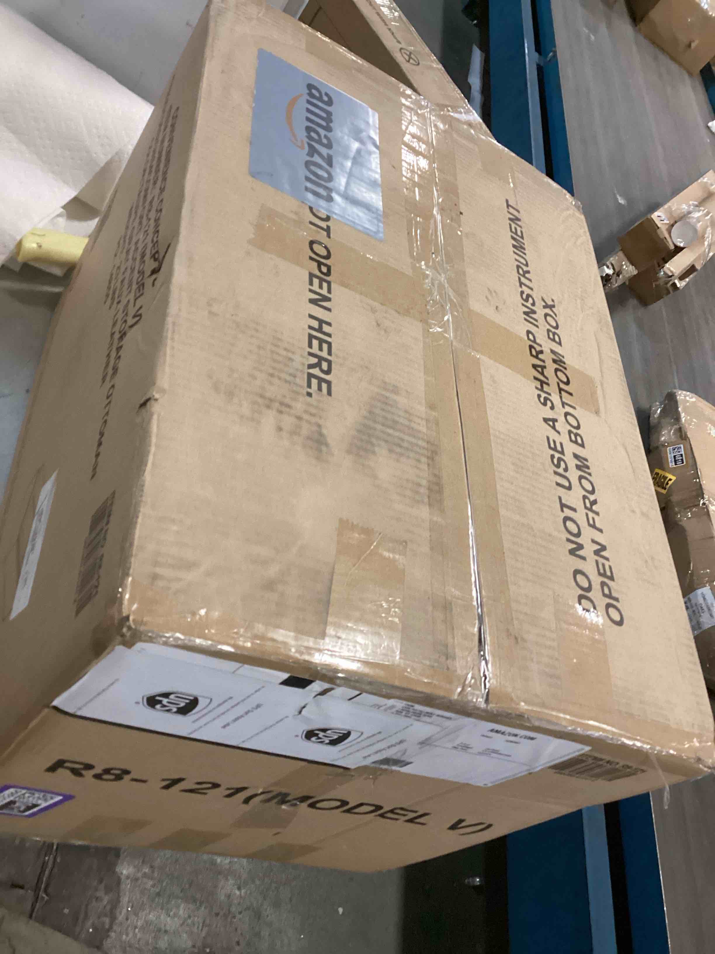 https://s3.amazonaws.com/lotting-images-prod/bidfta/PPE2120471_1736884451925.jpeg