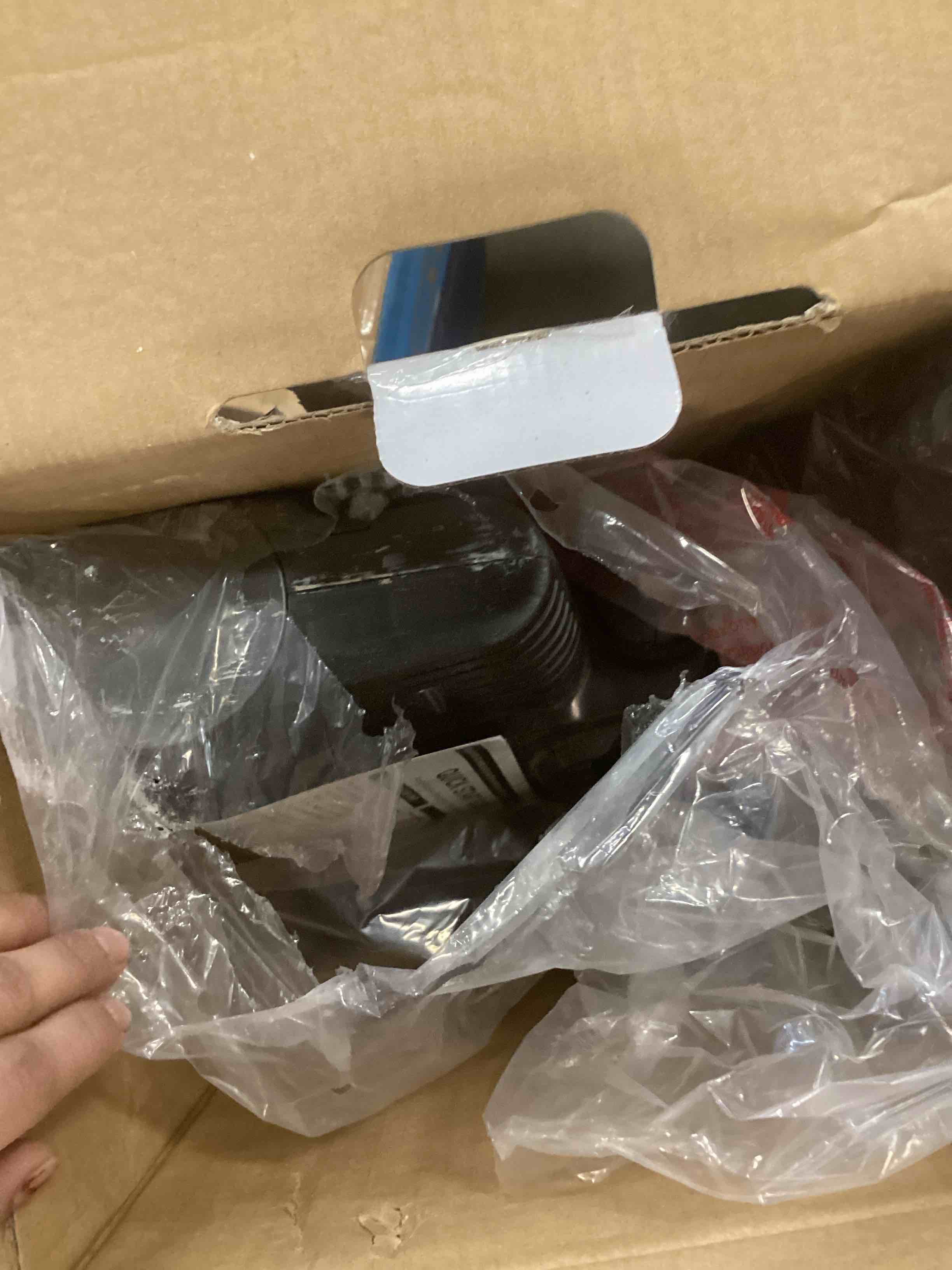 https://s3.amazonaws.com/lotting-images-prod/bidfta/PPE2120972_1737044804514.jpeg