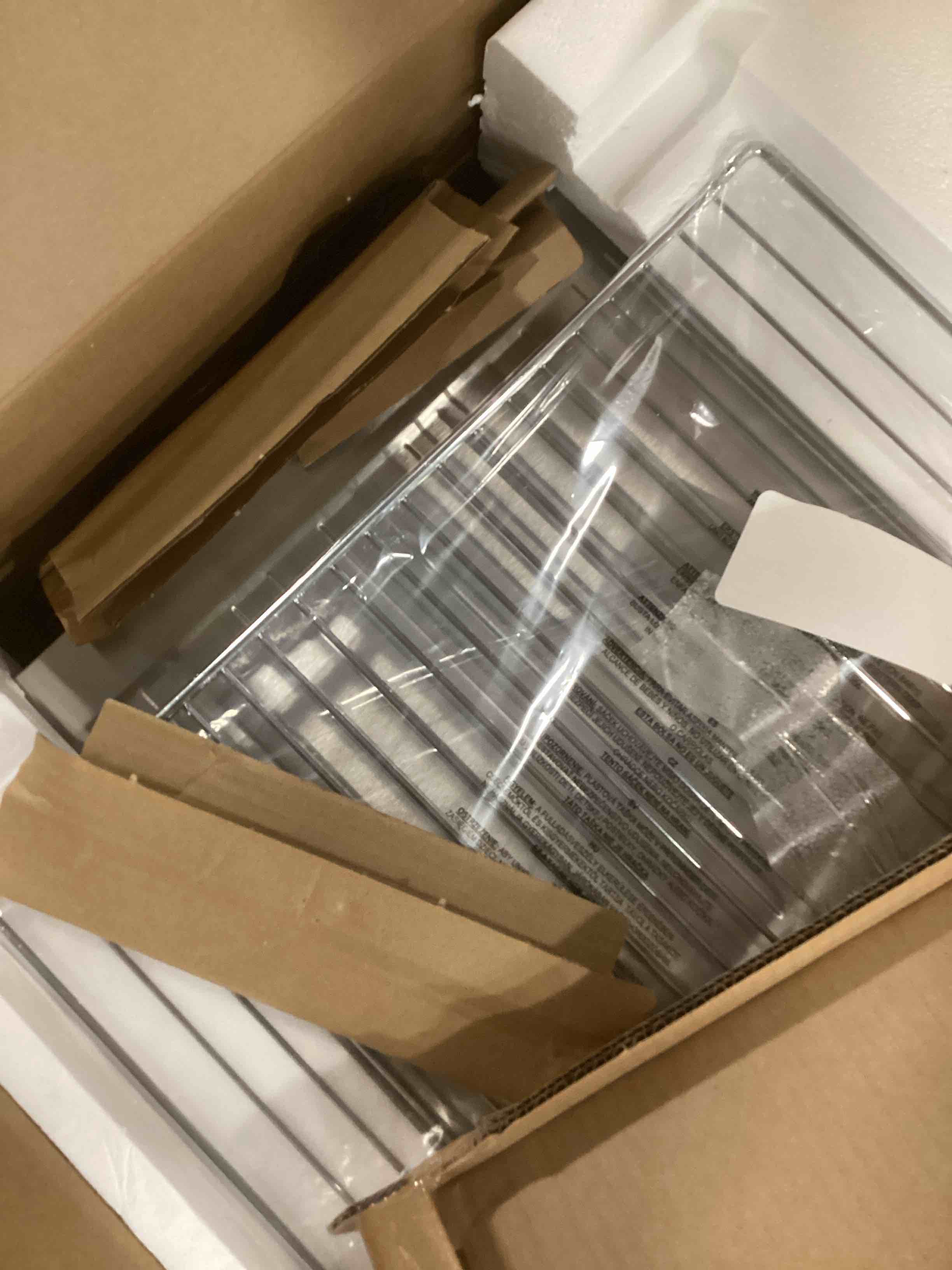 https://s3.amazonaws.com/lotting-images-prod/bidfta/PPE2121008_1737045780942.jpeg