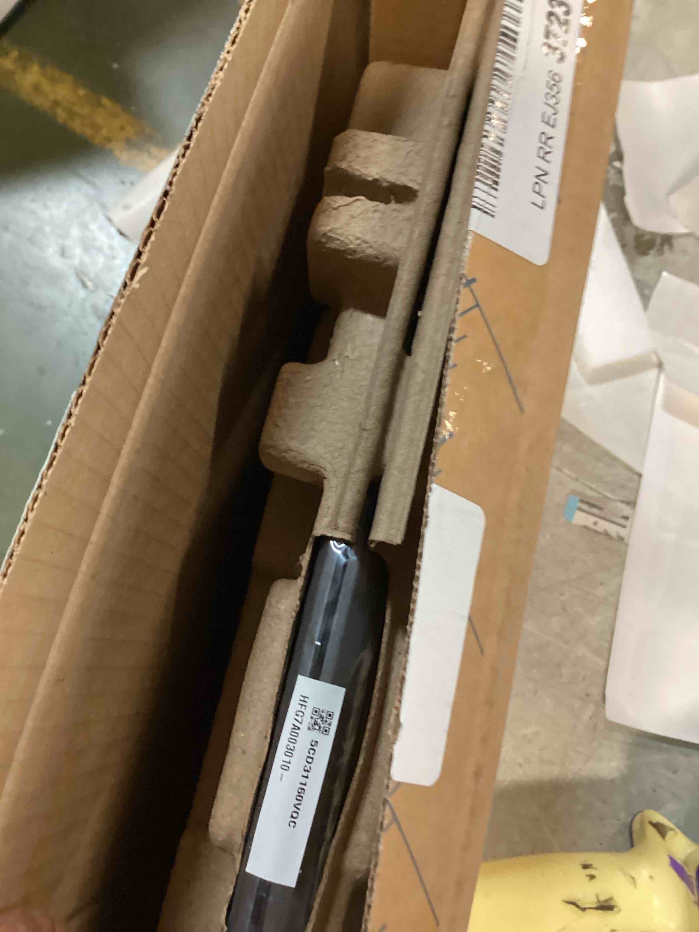 https://s3.amazonaws.com/lotting-images-prod/bidfta/PPE2121652_1737402696422.jpeg