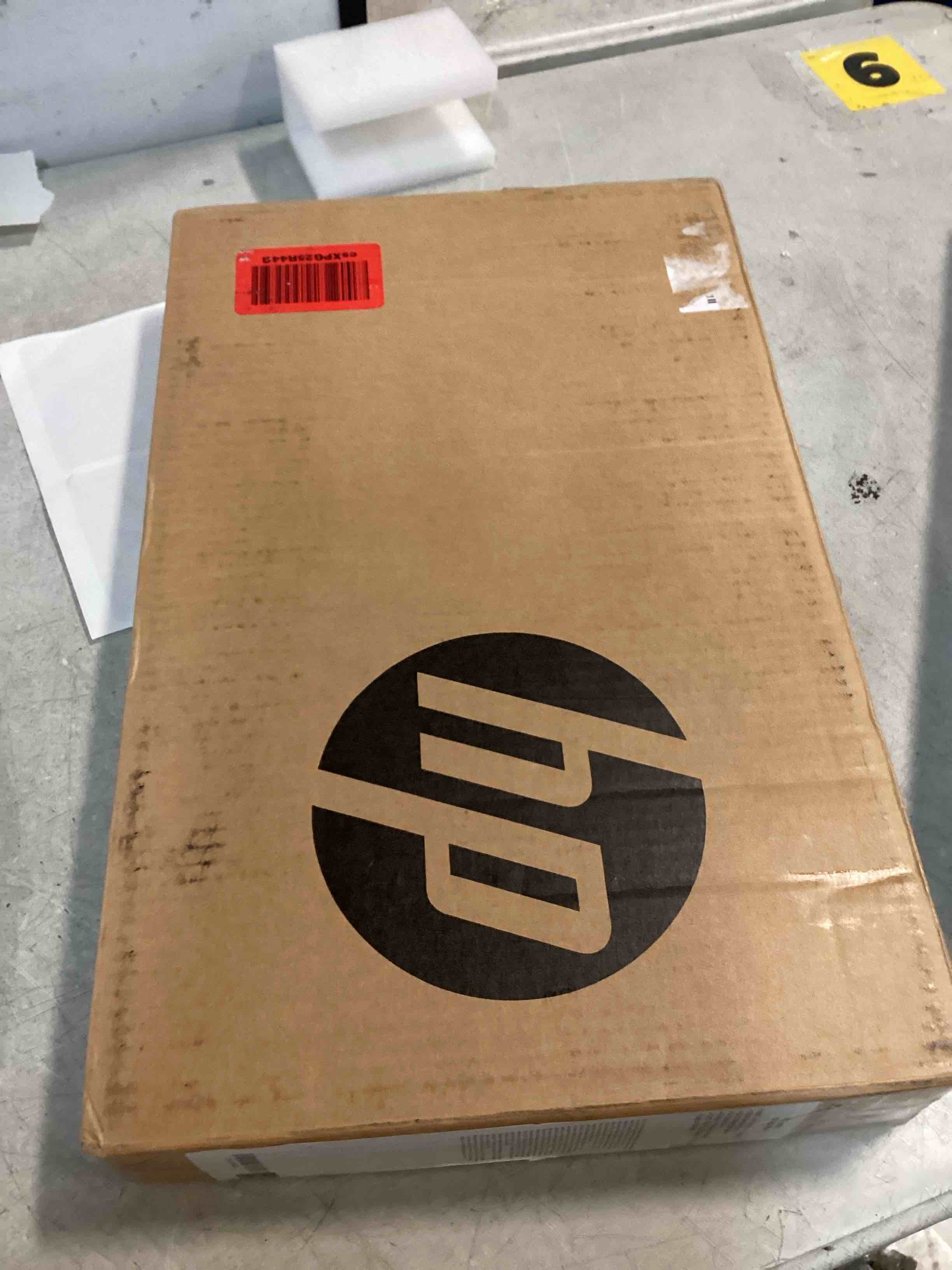 https://s3.amazonaws.com/lotting-images-prod/bidfta/PPE2121657_1737402850798.jpeg