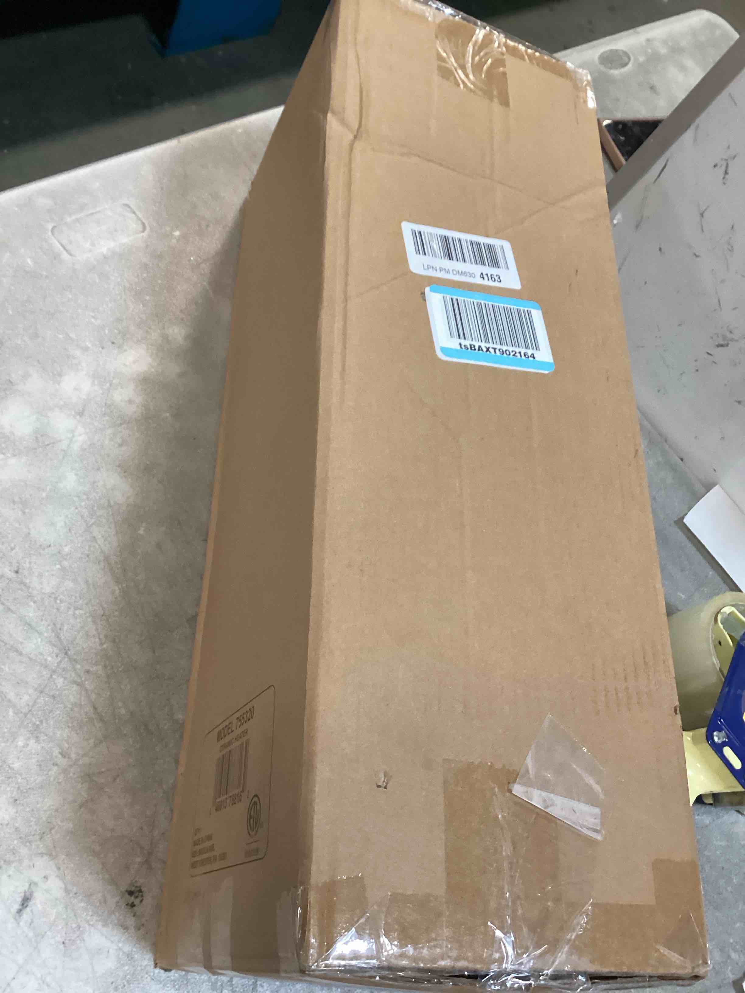 https://s3.amazonaws.com/lotting-images-prod/bidfta/PPE2121784_1737470829954.jpeg