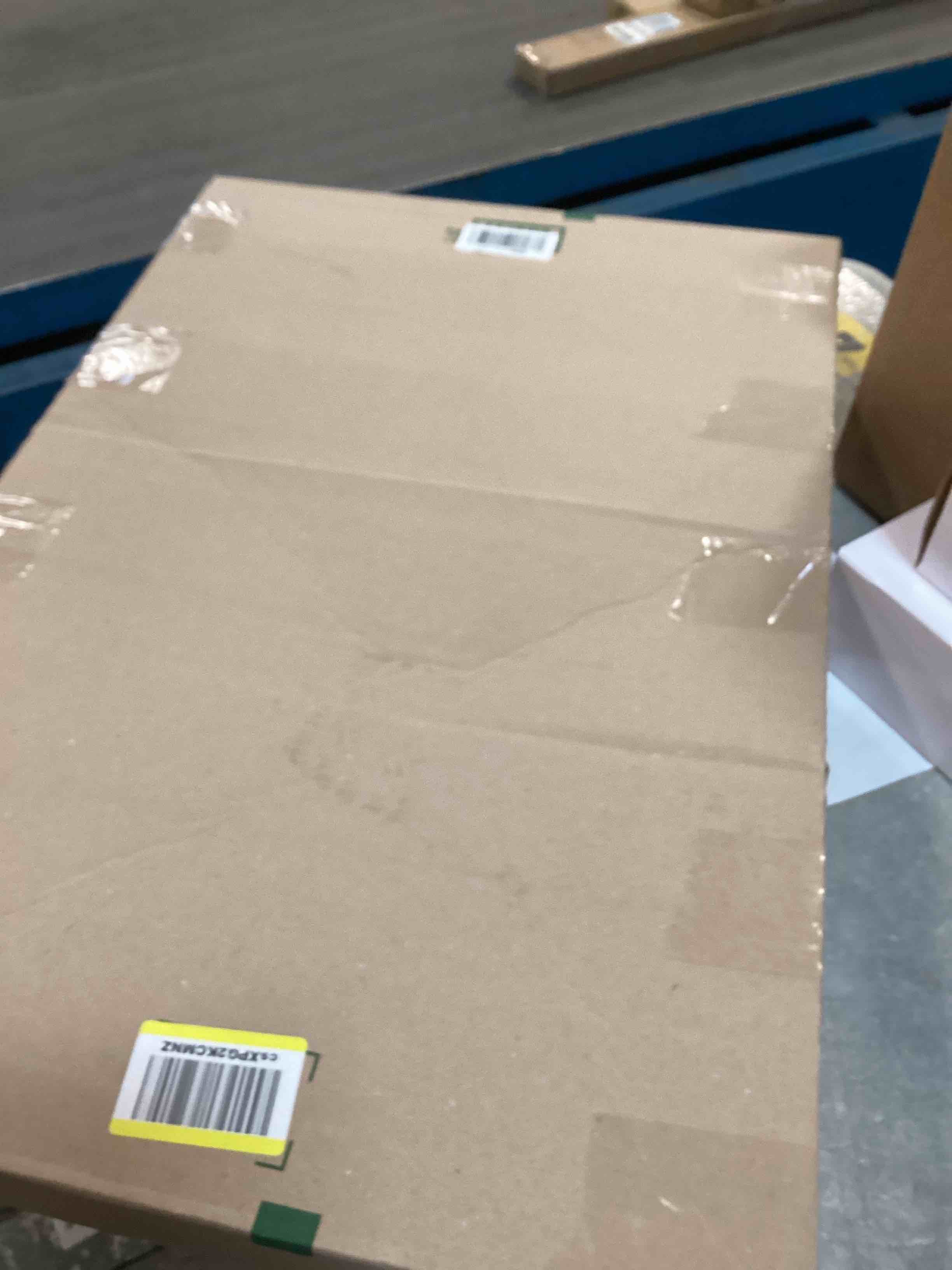 https://s3.amazonaws.com/lotting-images-prod/bidfta/PPE2121987_1737492555233.jpeg