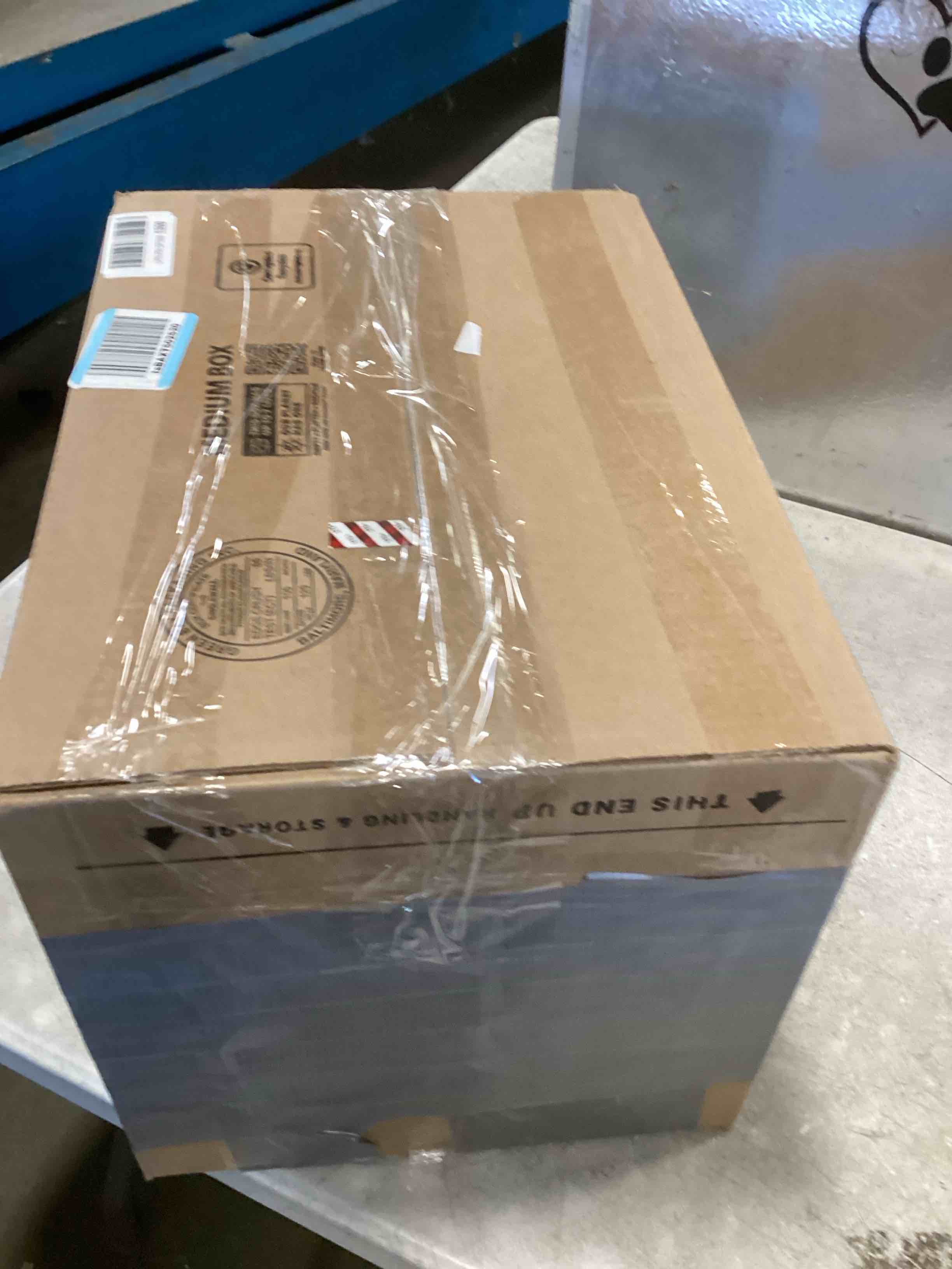 https://s3.amazonaws.com/lotting-images-prod/bidfta/PPE2122409_1735836030315.jpeg