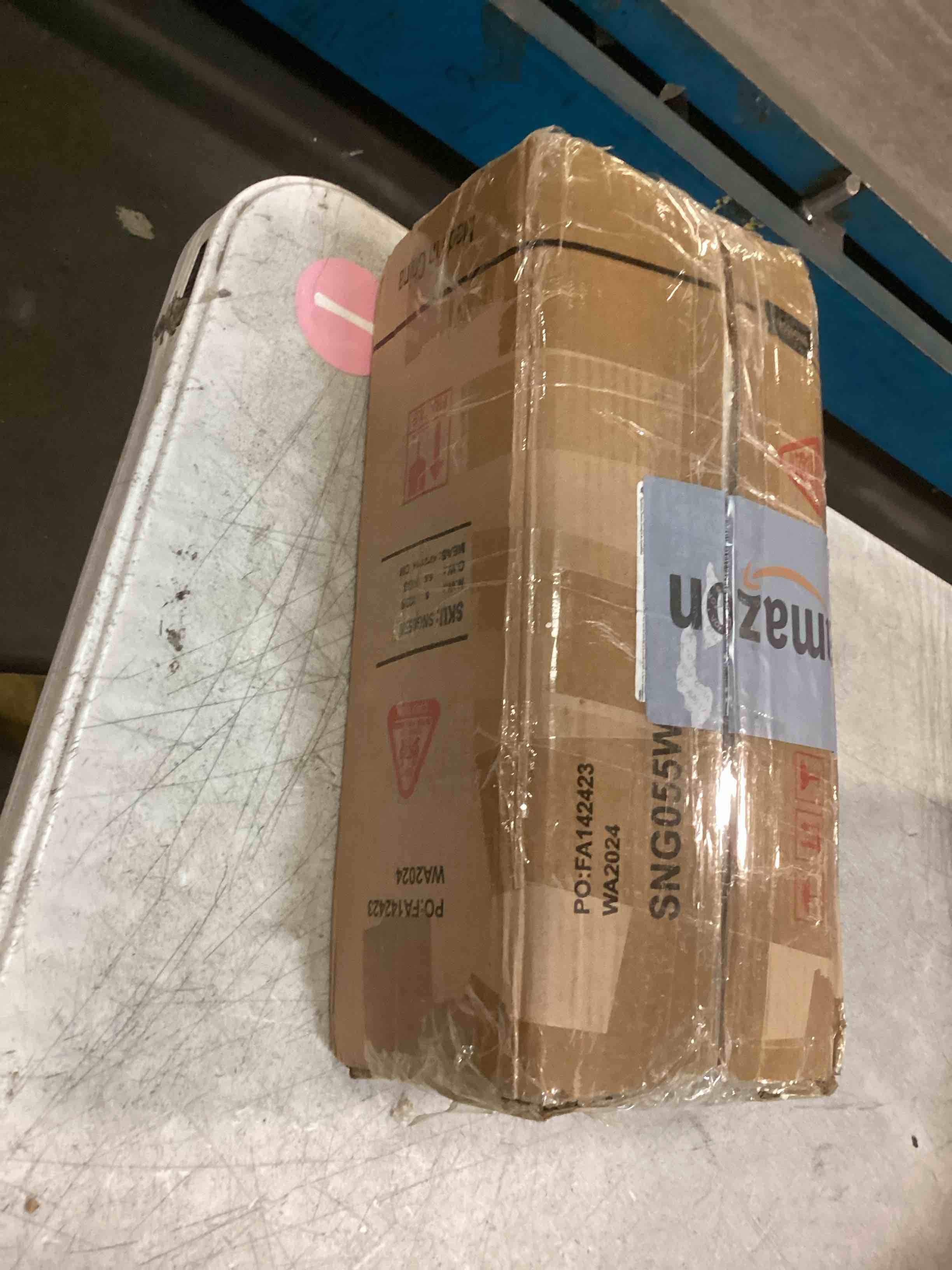 https://s3.amazonaws.com/lotting-images-prod/bidfta/PPE2122592_1735914058107.jpeg