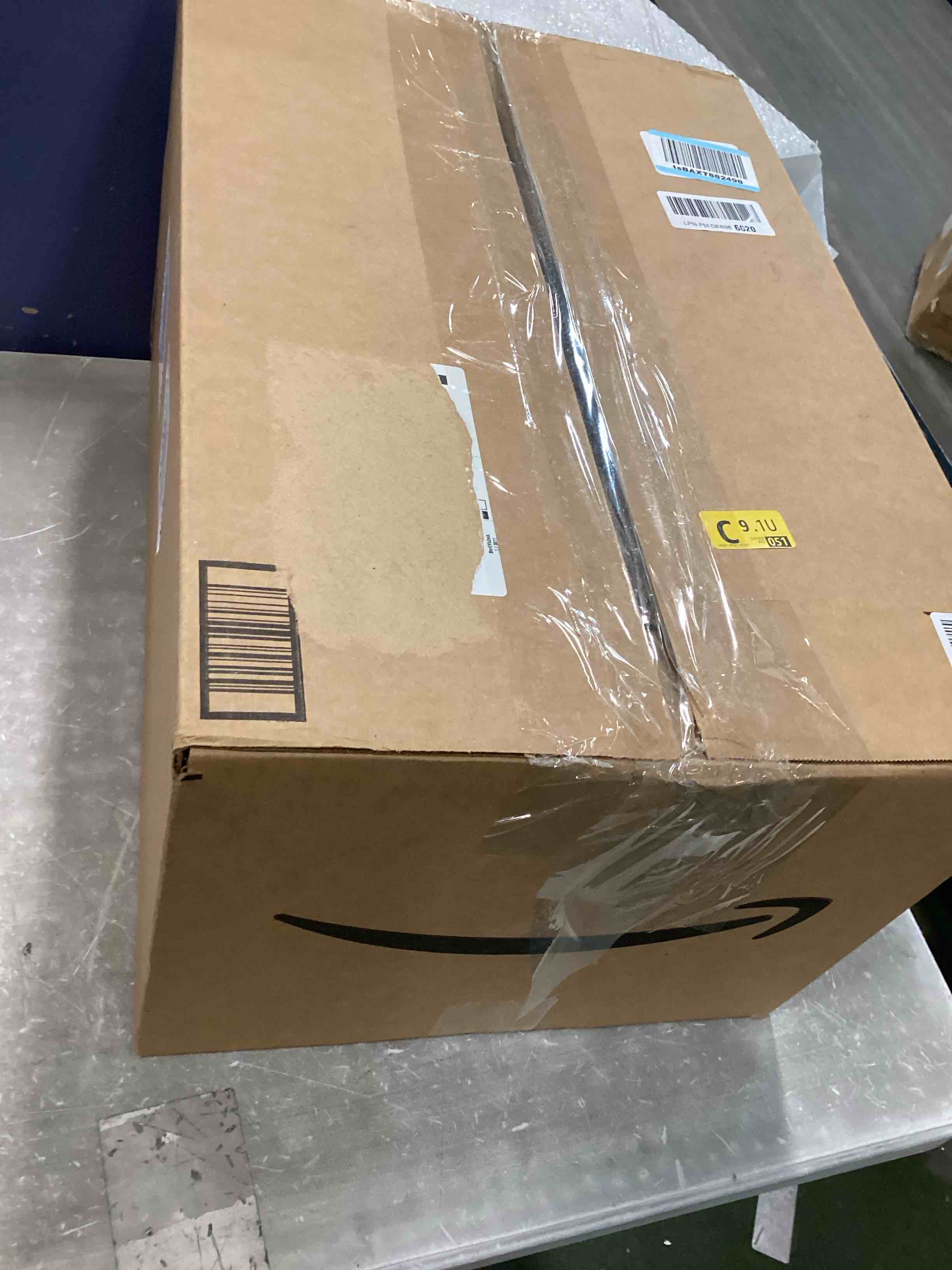 https://s3.amazonaws.com/lotting-images-prod/bidfta/PPE2122831_1736346012133.jpeg