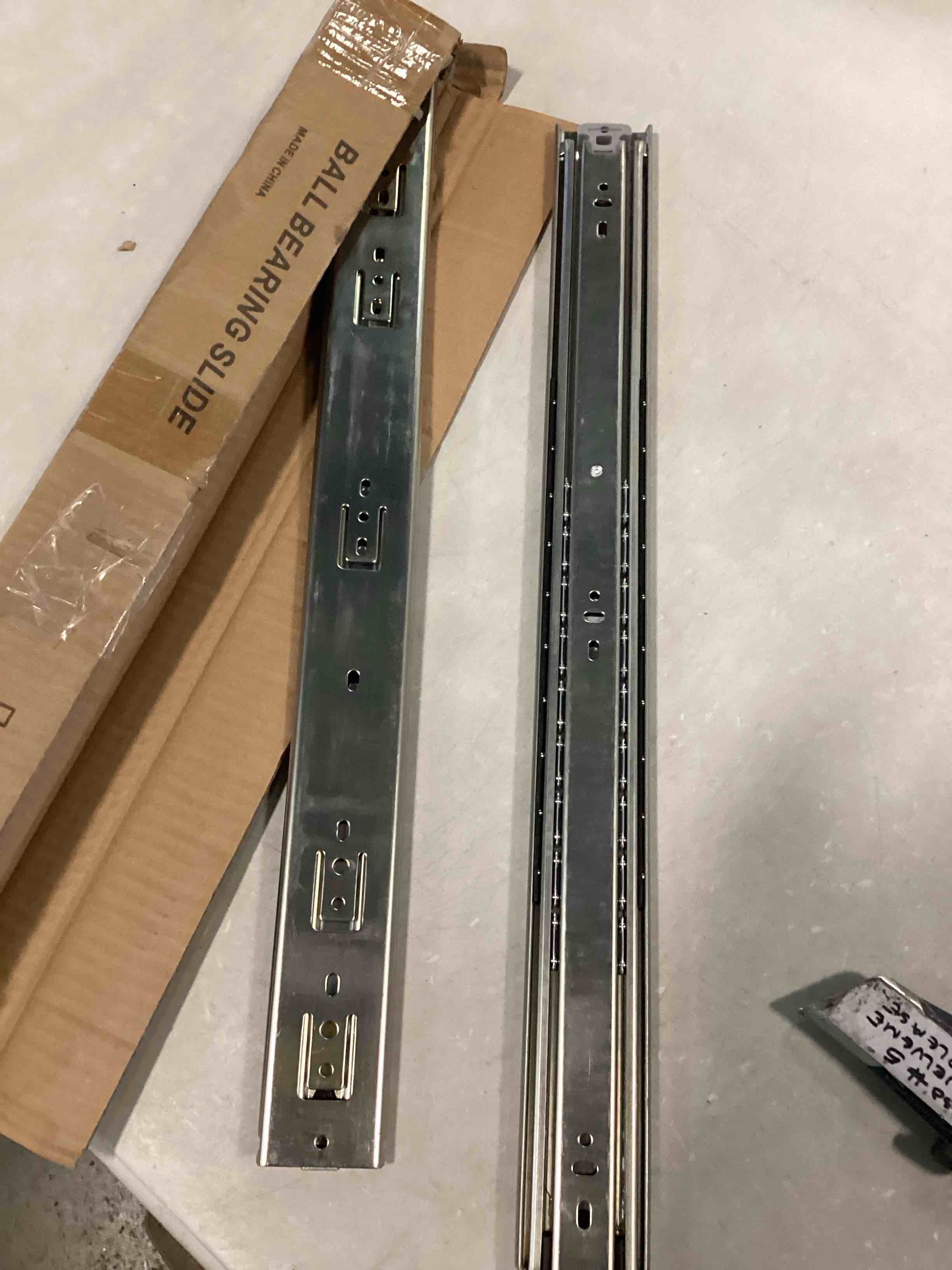 https://s3.amazonaws.com/lotting-images-prod/bidfta/PPE2123186_1736453918419.jpeg