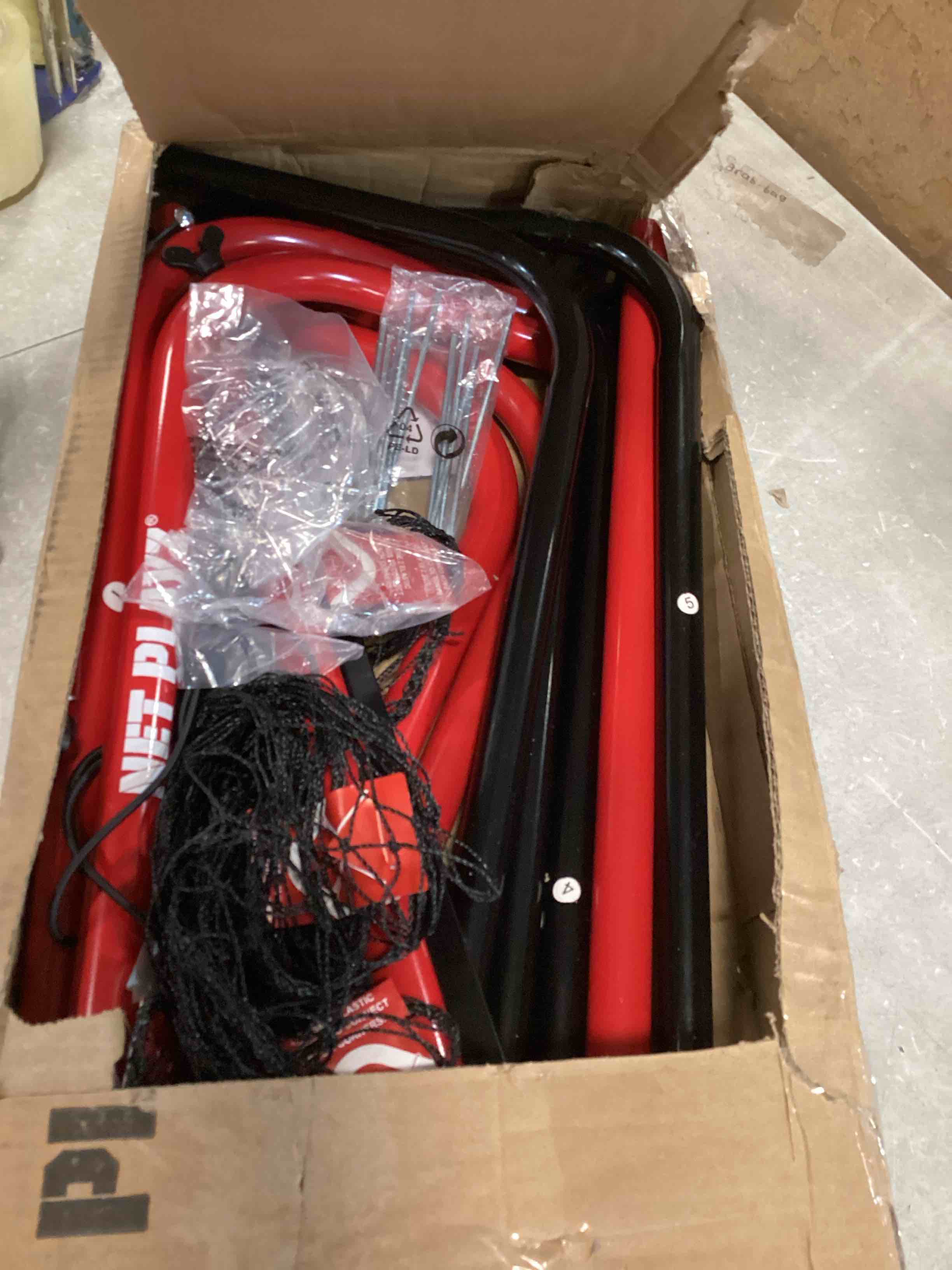 https://s3.amazonaws.com/lotting-images-prod/bidfta/PPE2123422_1736538680909.jpeg