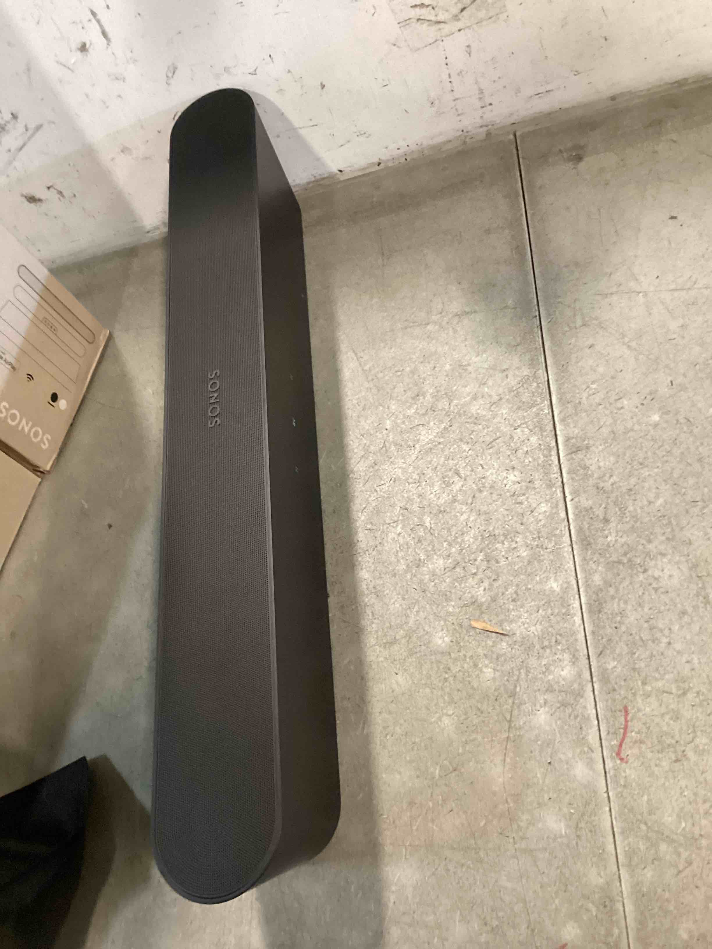 https://s3.amazonaws.com/lotting-images-prod/bidfta/PPE2123530_1736779768994.jpeg