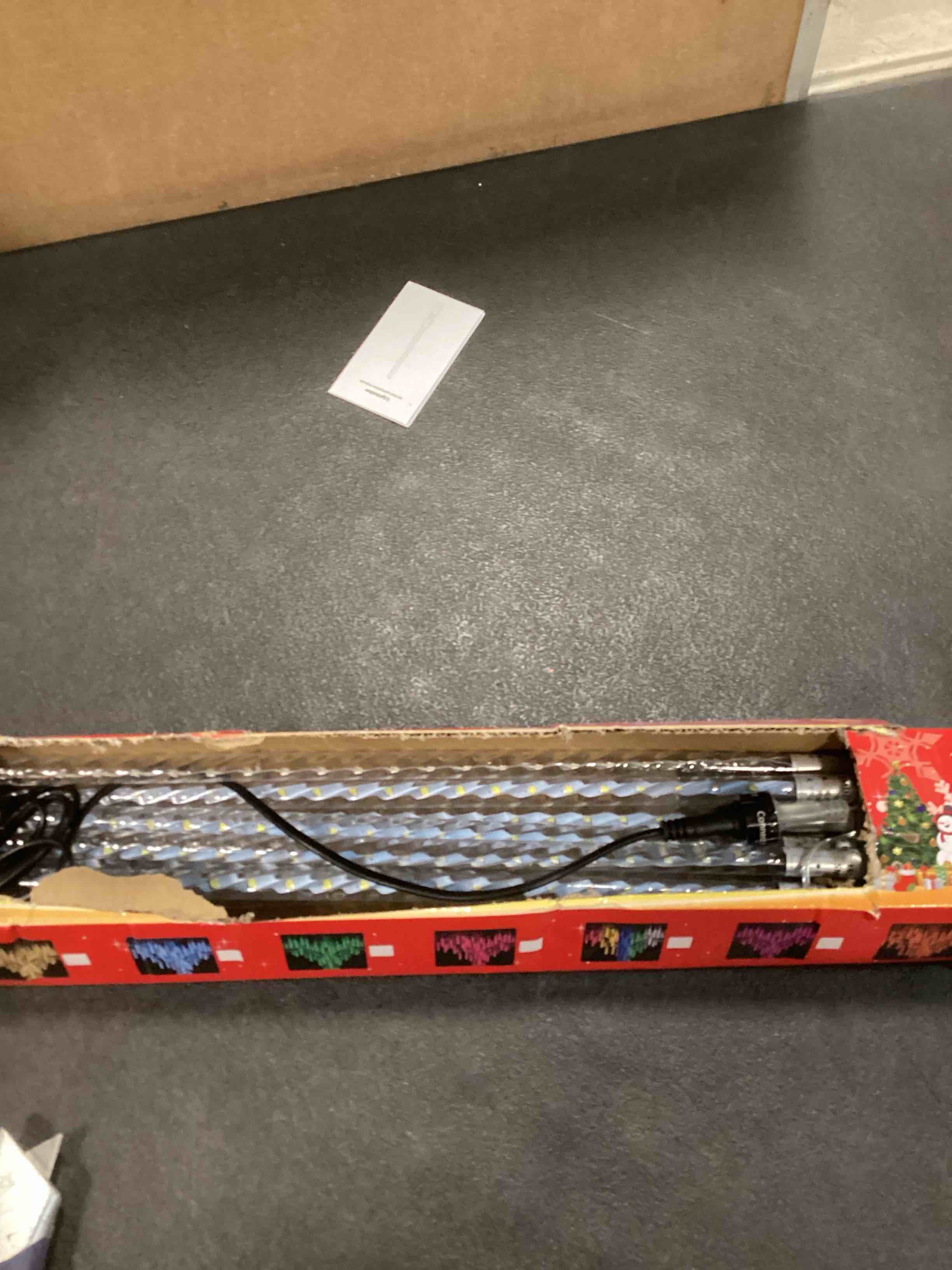 https://s3.amazonaws.com/lotting-images-prod/bidfta/PPE2123724_1736858401141.jpeg