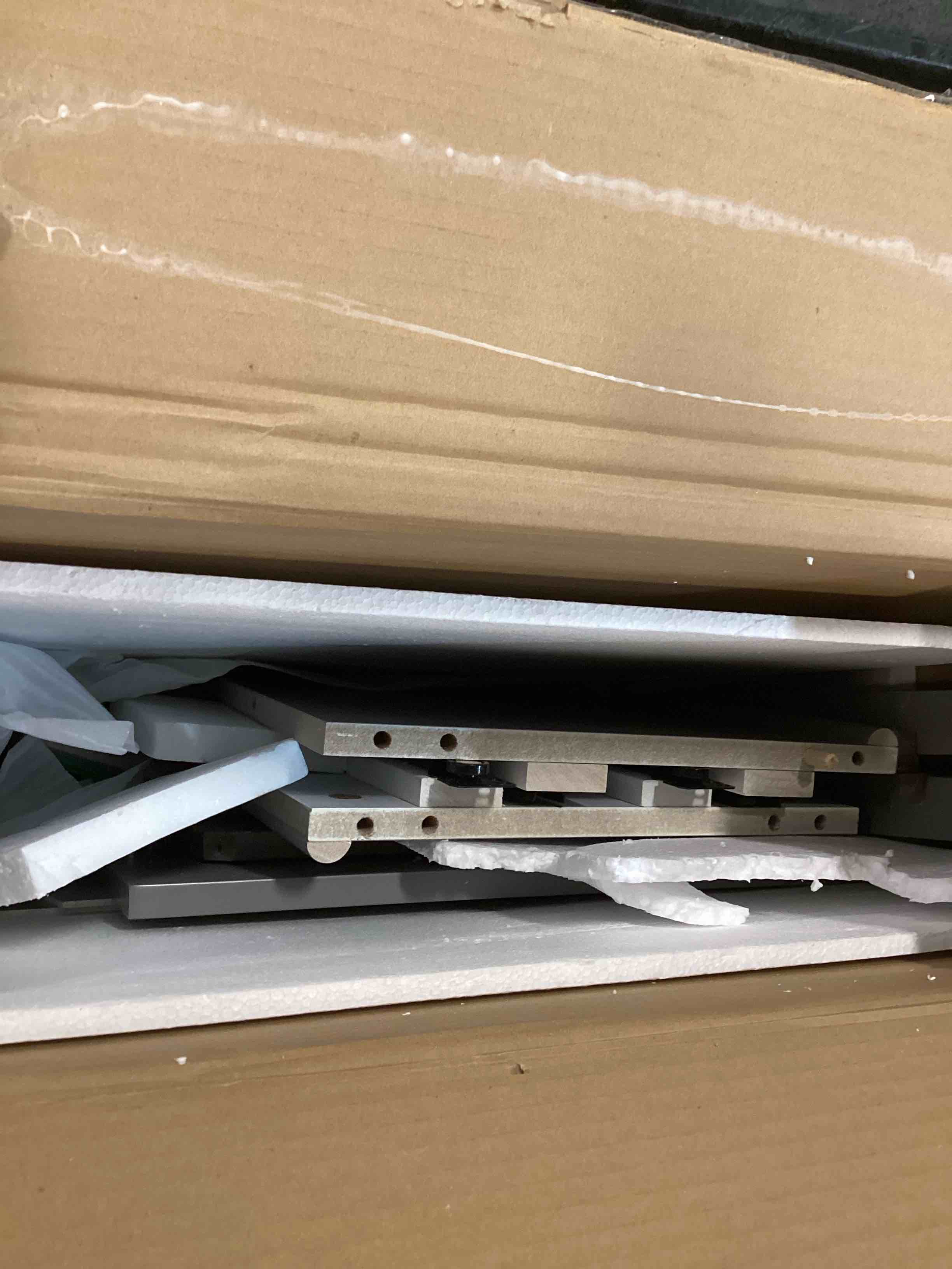 https://s3.amazonaws.com/lotting-images-prod/bidfta/PPE2123896_1736881690628.jpeg