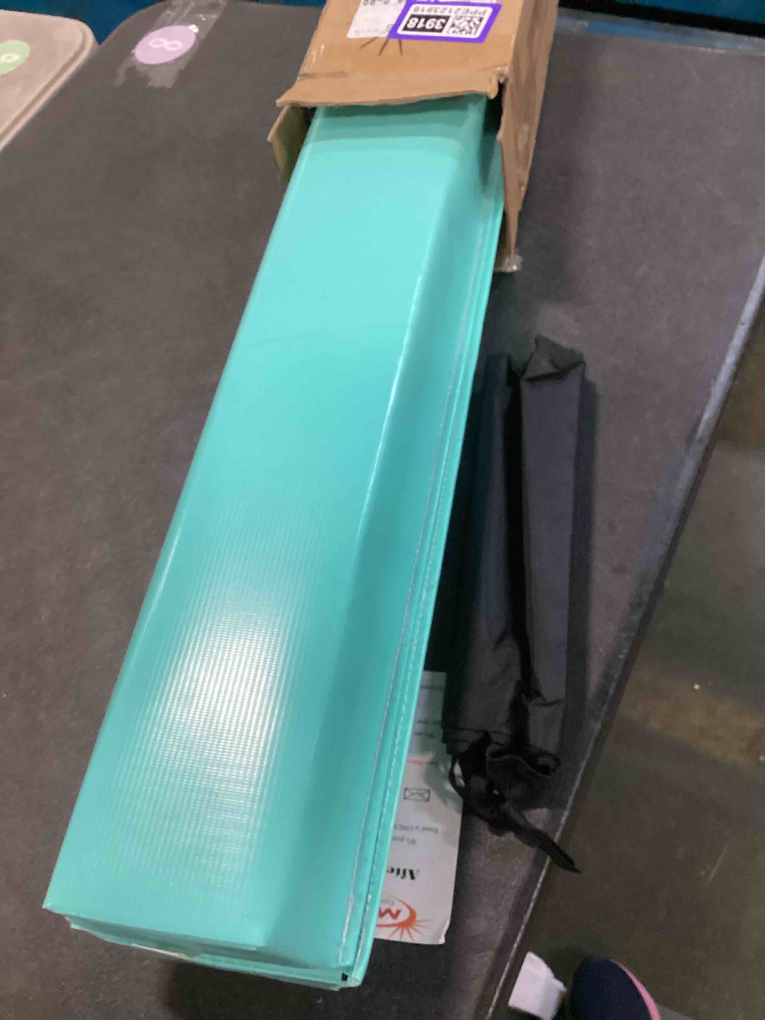 https://s3.amazonaws.com/lotting-images-prod/bidfta/PPE2123918_1736884553874.jpeg
