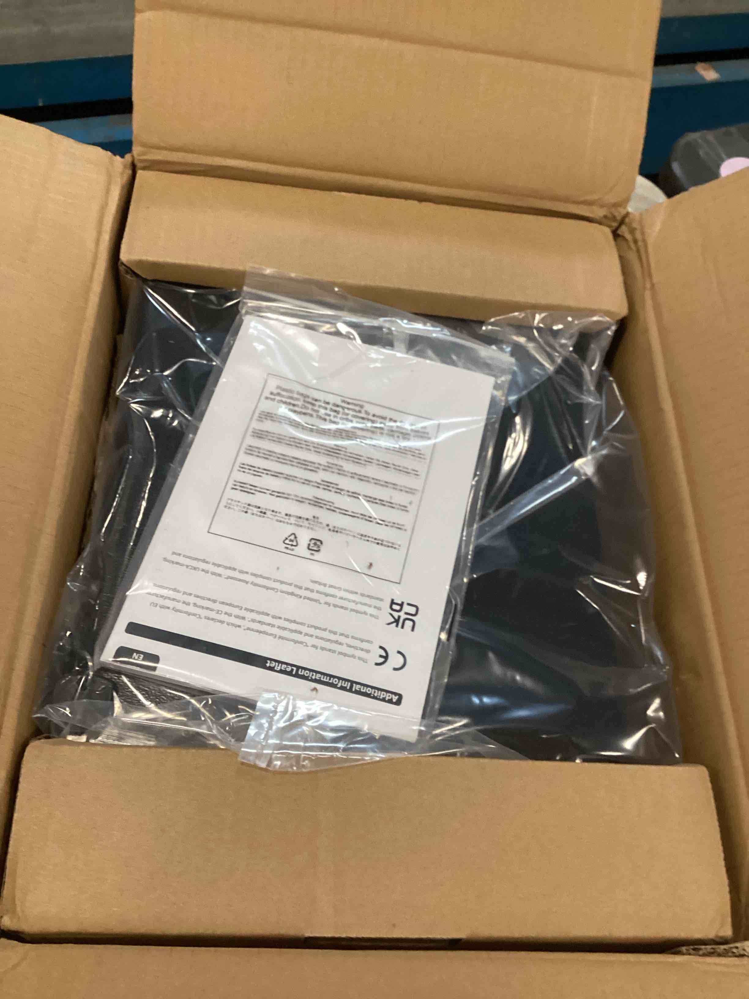 https://s3.amazonaws.com/lotting-images-prod/bidfta/PPE2123979_1736945246371.jpeg