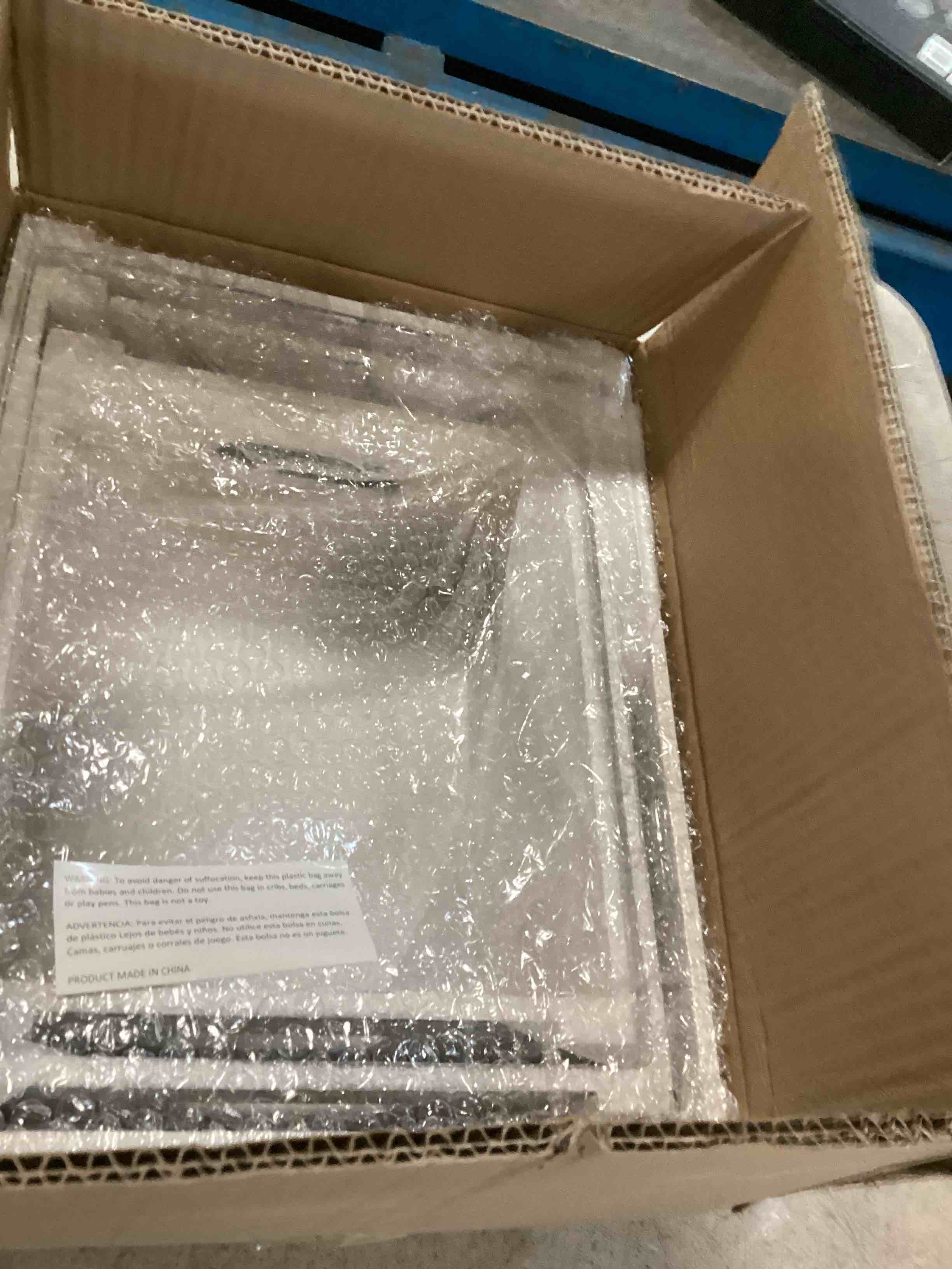 https://s3.amazonaws.com/lotting-images-prod/bidfta/PPE2124032_1736951667197.jpeg