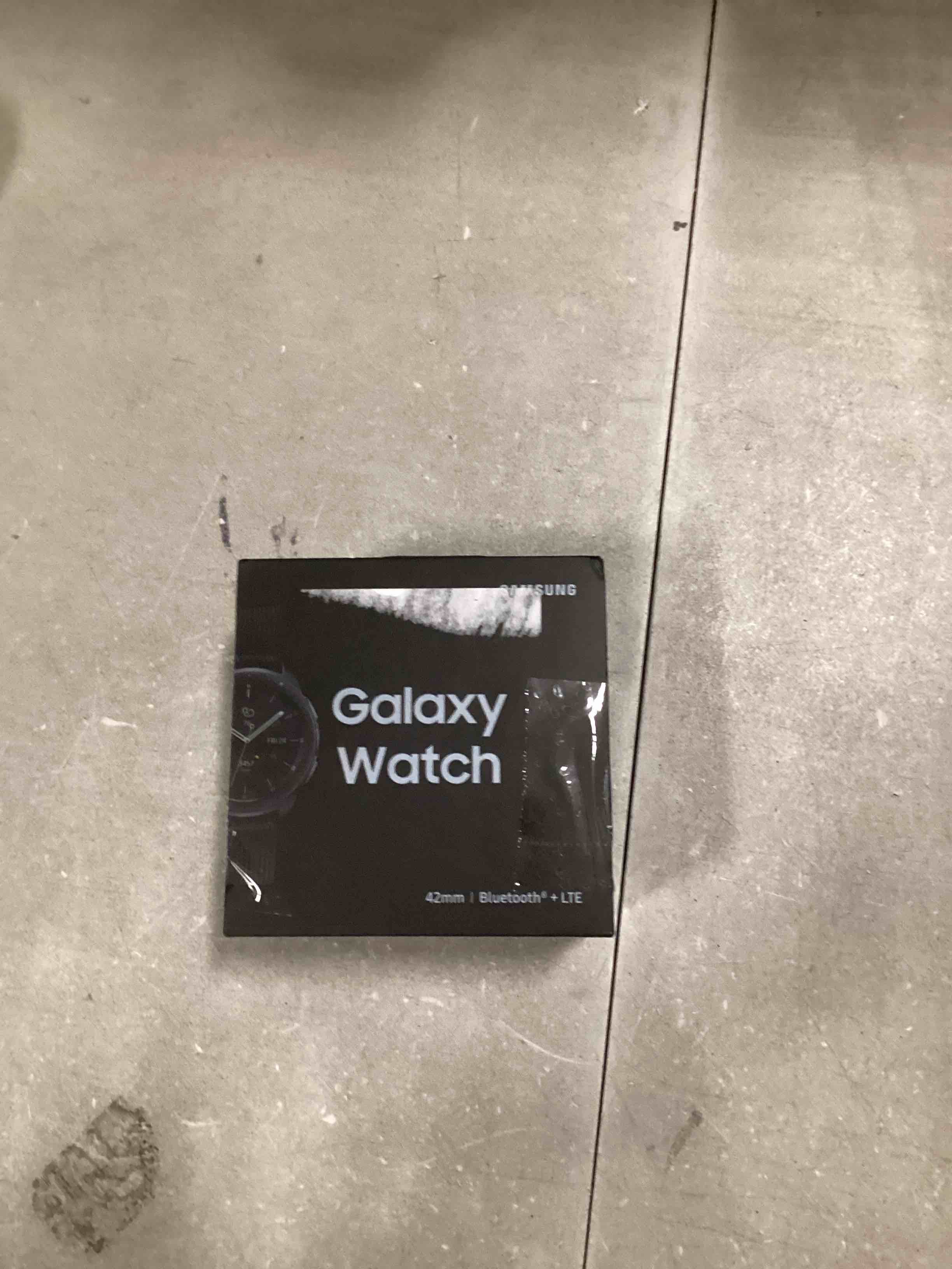 https://s3.amazonaws.com/lotting-images-prod/bidfta/PPE2124844_1737379278443.jpeg