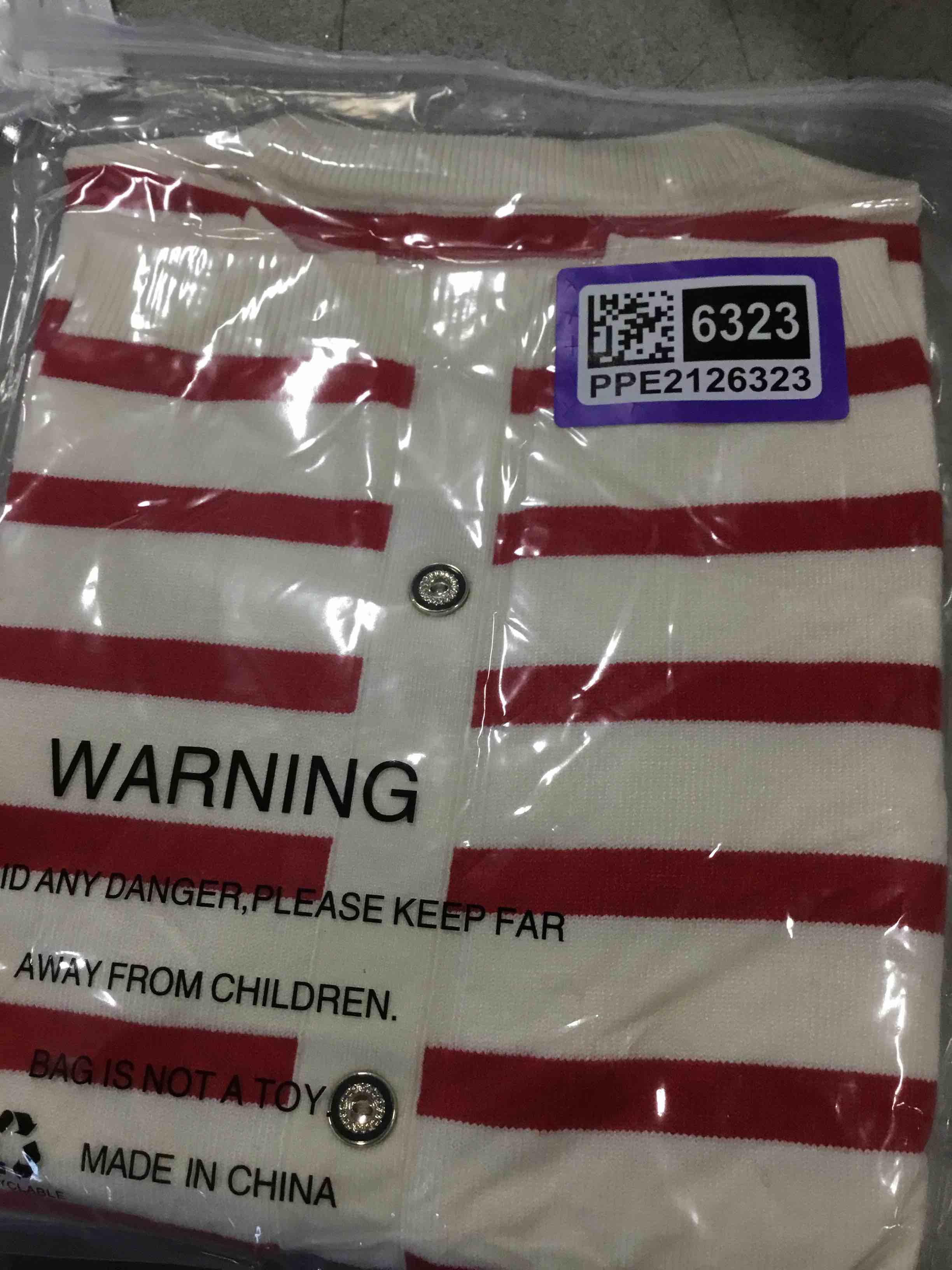 https://s3.amazonaws.com/lotting-images-prod/bidfta/PPE2126323_1735828692701.jpeg