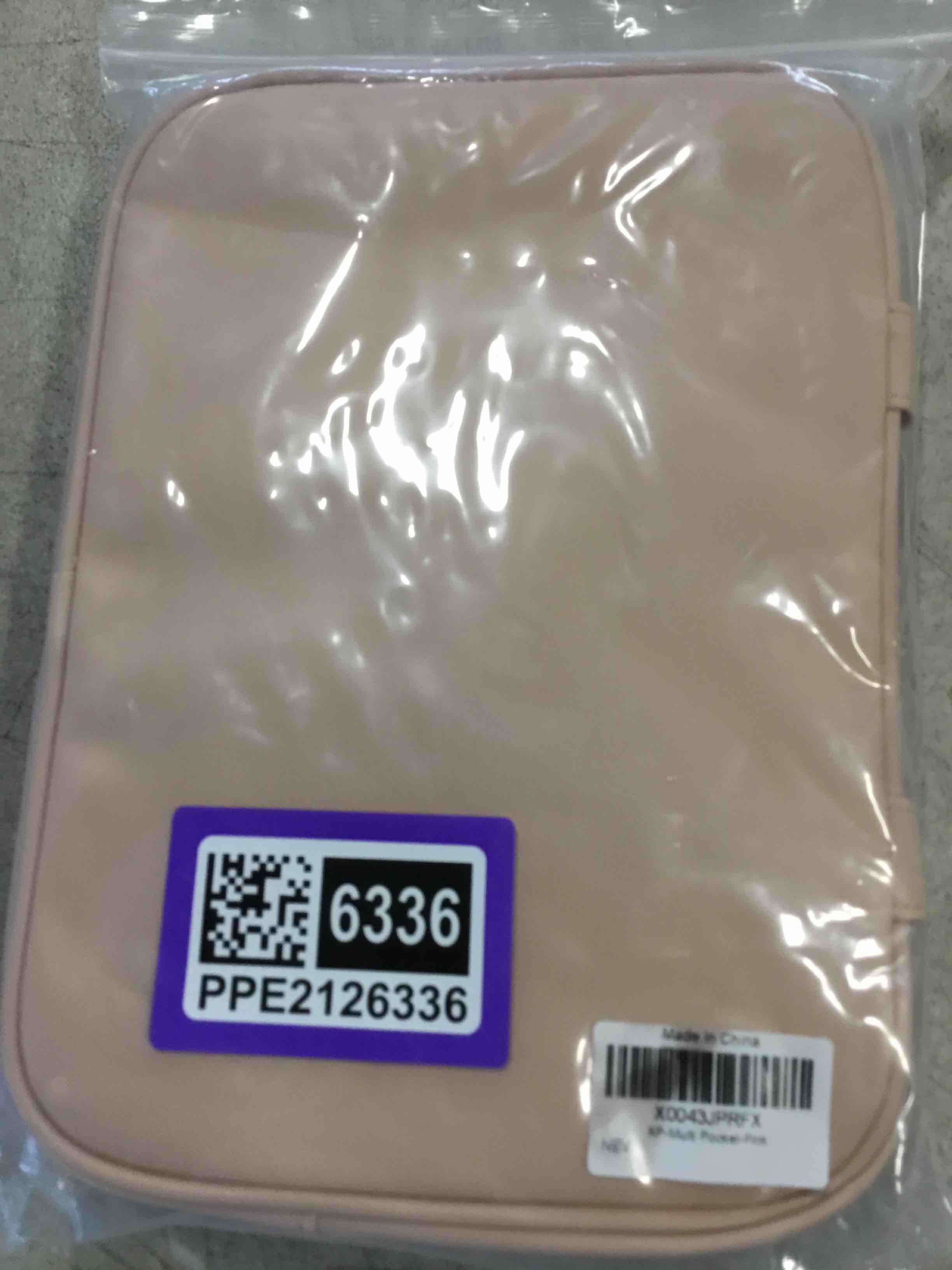 https://s3.amazonaws.com/lotting-images-prod/bidfta/PPE2126336_1735832083439.jpeg