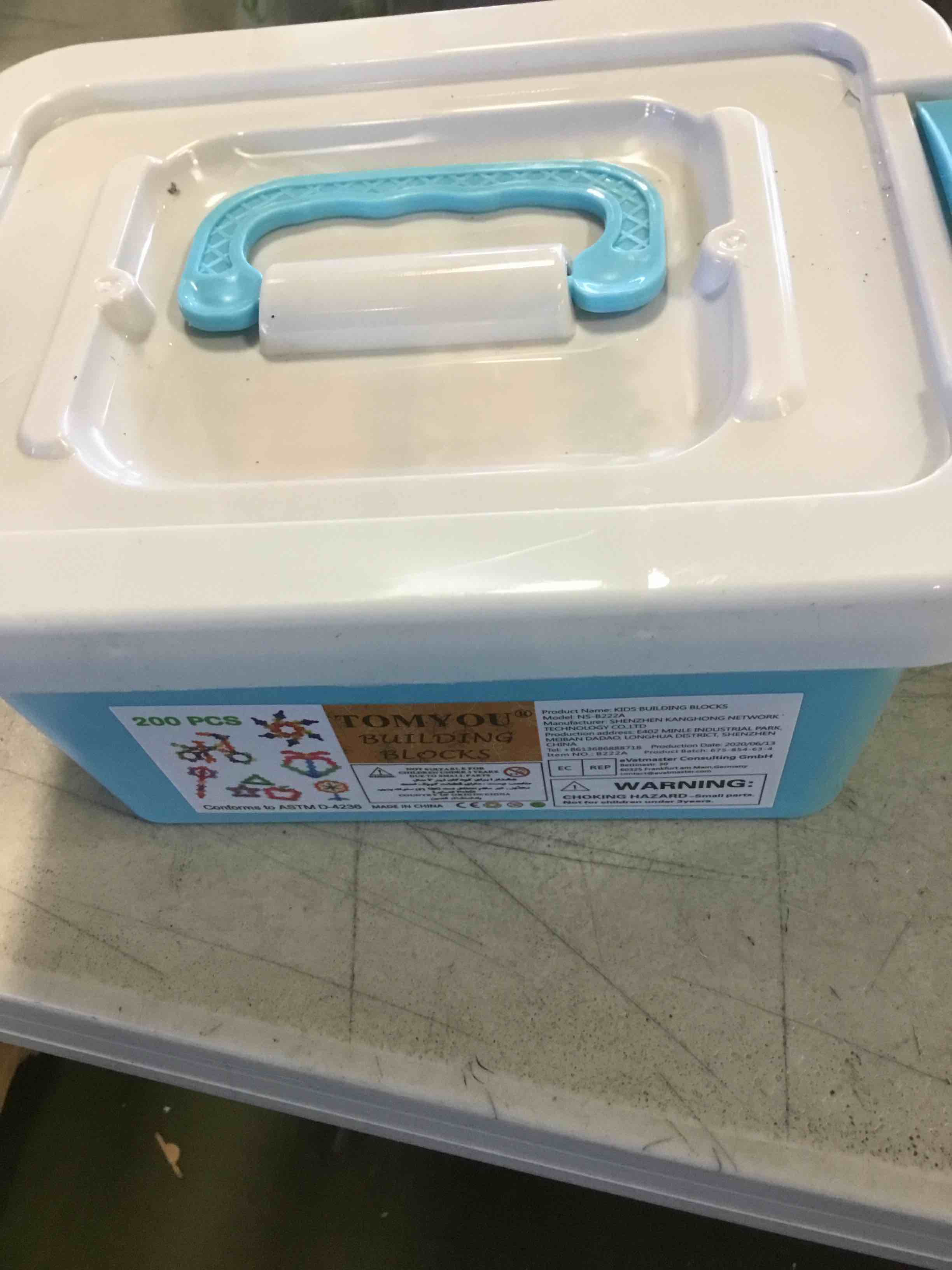 https://s3.amazonaws.com/lotting-images-prod/bidfta/PPE2126388_1735841061244.jpeg