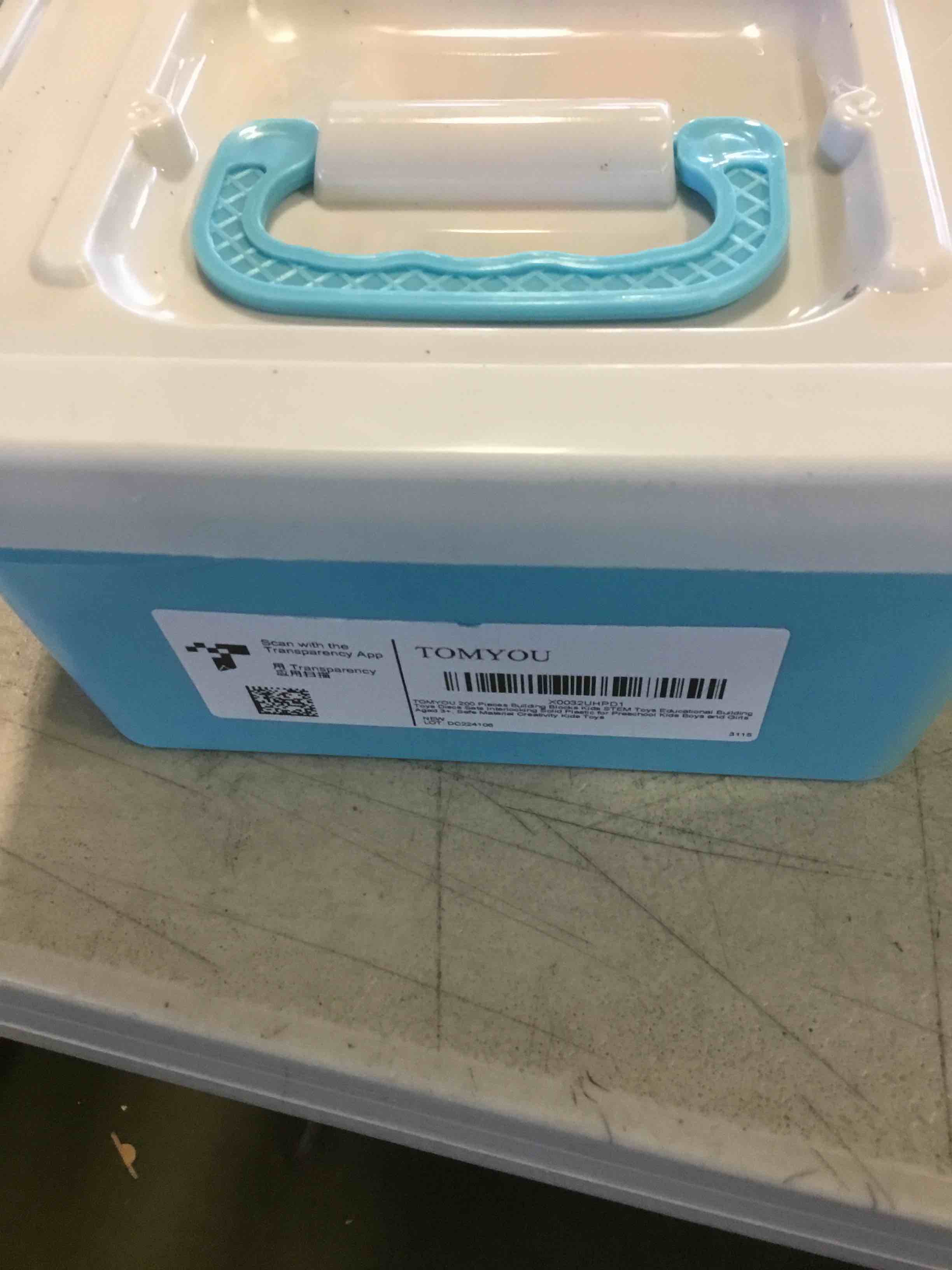 https://s3.amazonaws.com/lotting-images-prod/bidfta/PPE2126389_1735841066305.jpeg