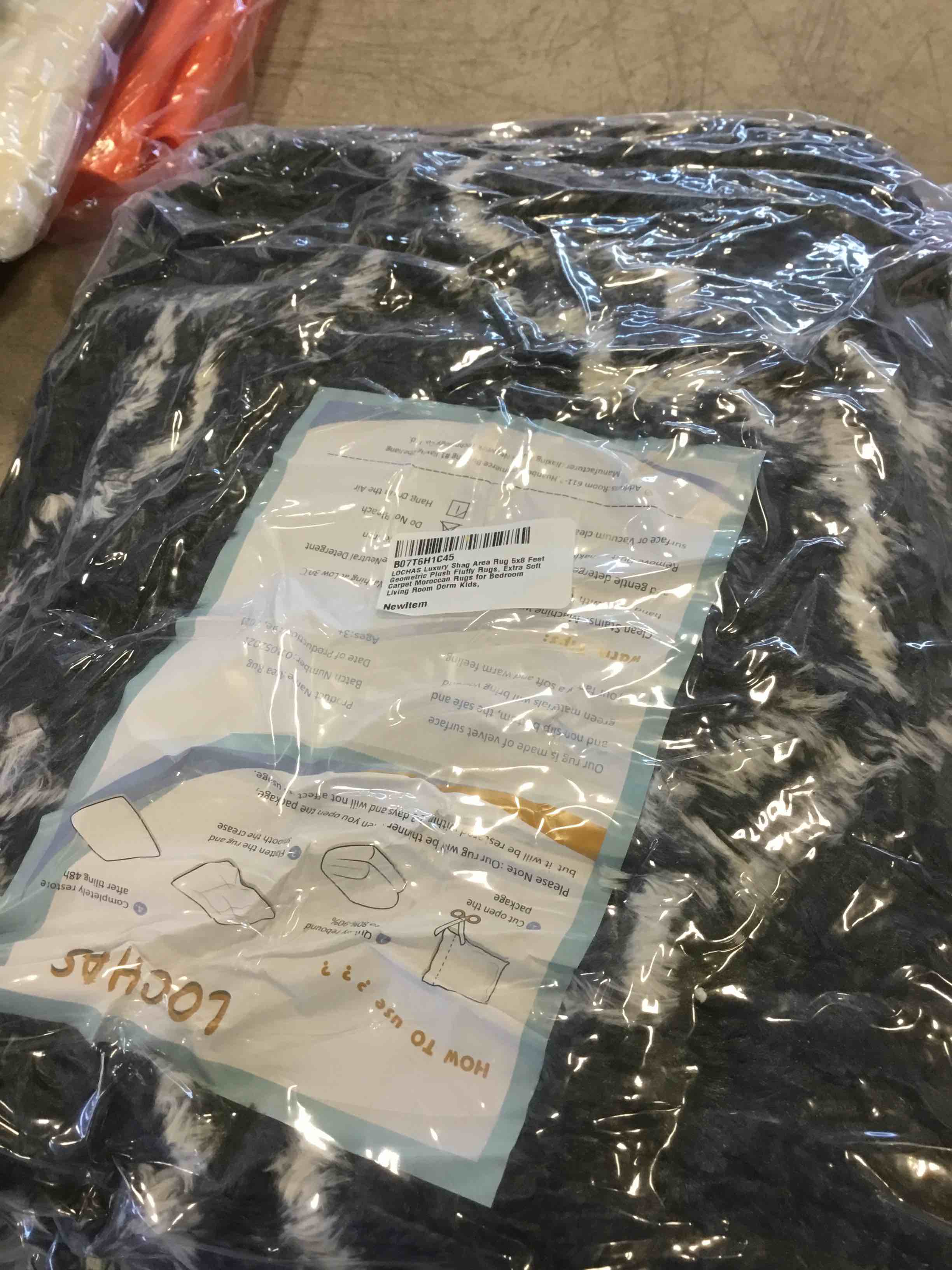 https://s3.amazonaws.com/lotting-images-prod/bidfta/PPE2126392_1735842050862.jpeg