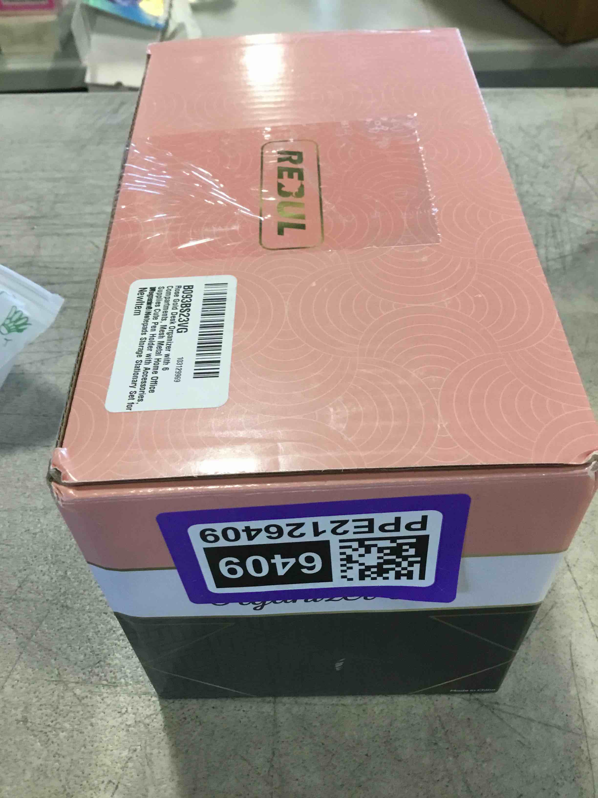 https://s3.amazonaws.com/lotting-images-prod/bidfta/PPE2126409_1735843590291.jpeg