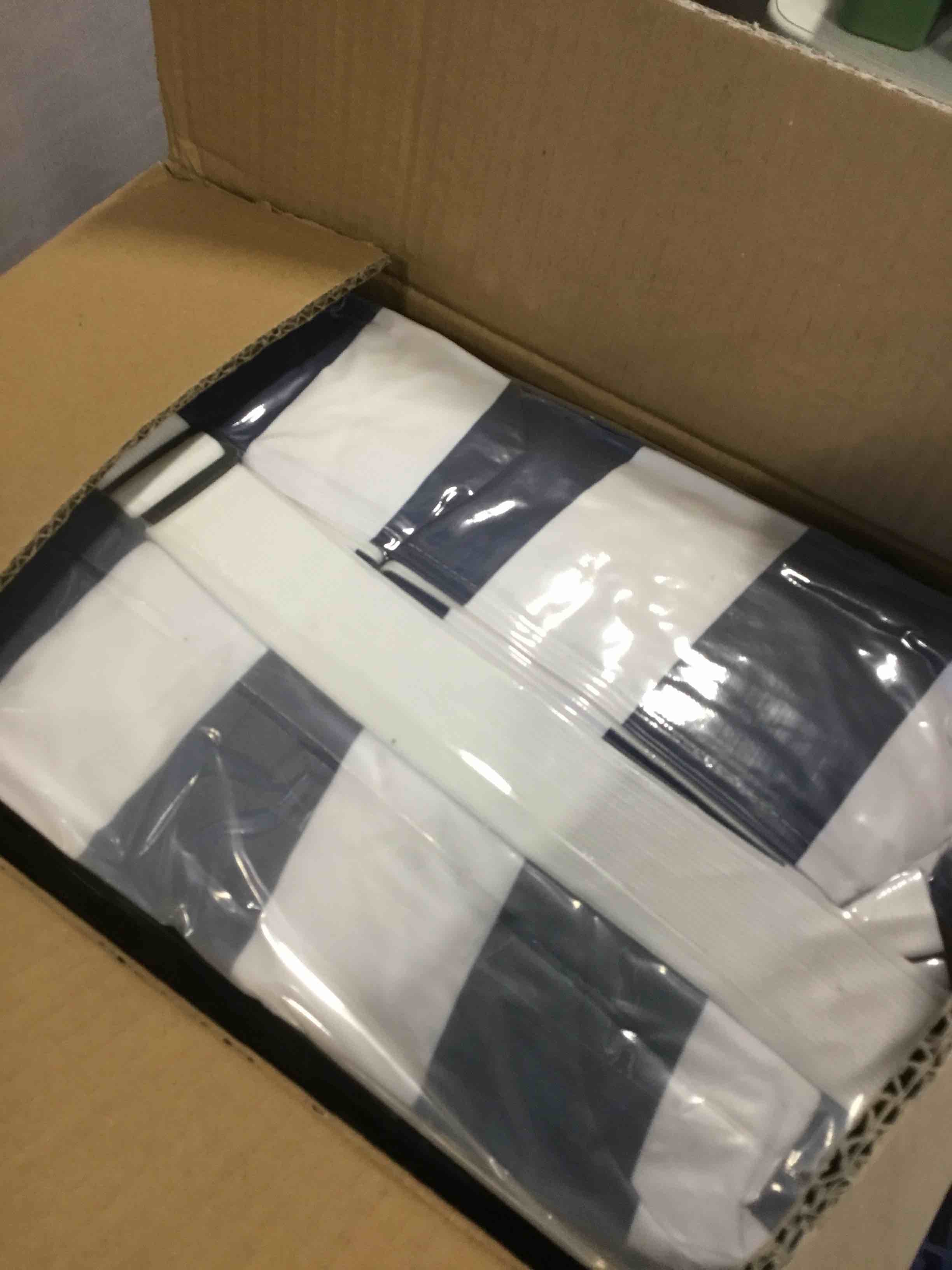 https://s3.amazonaws.com/lotting-images-prod/bidfta/PPE2126935_1736009990484.jpeg