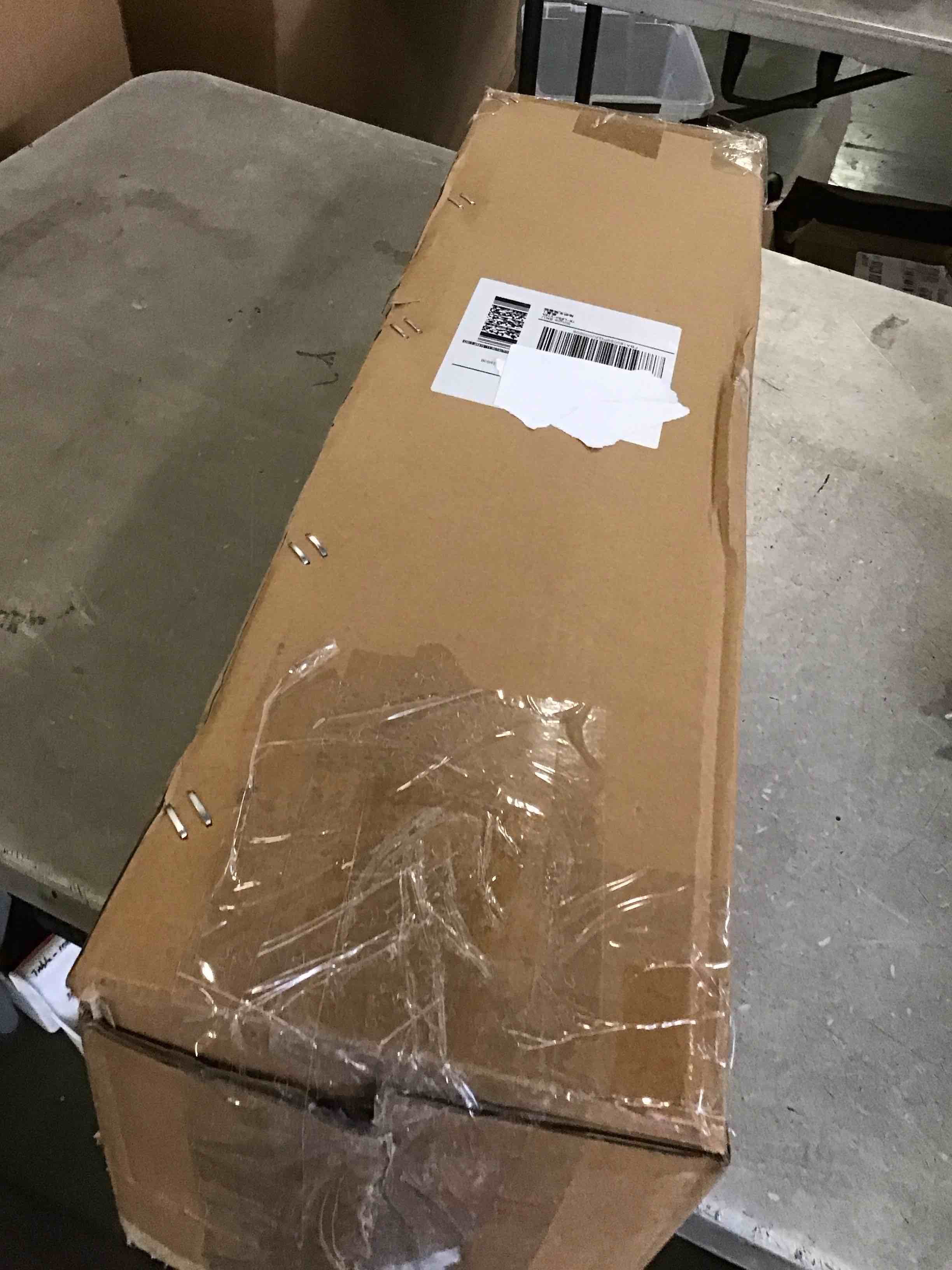 https://s3.amazonaws.com/lotting-images-prod/bidfta/PPE2127125_1737057445917.jpeg