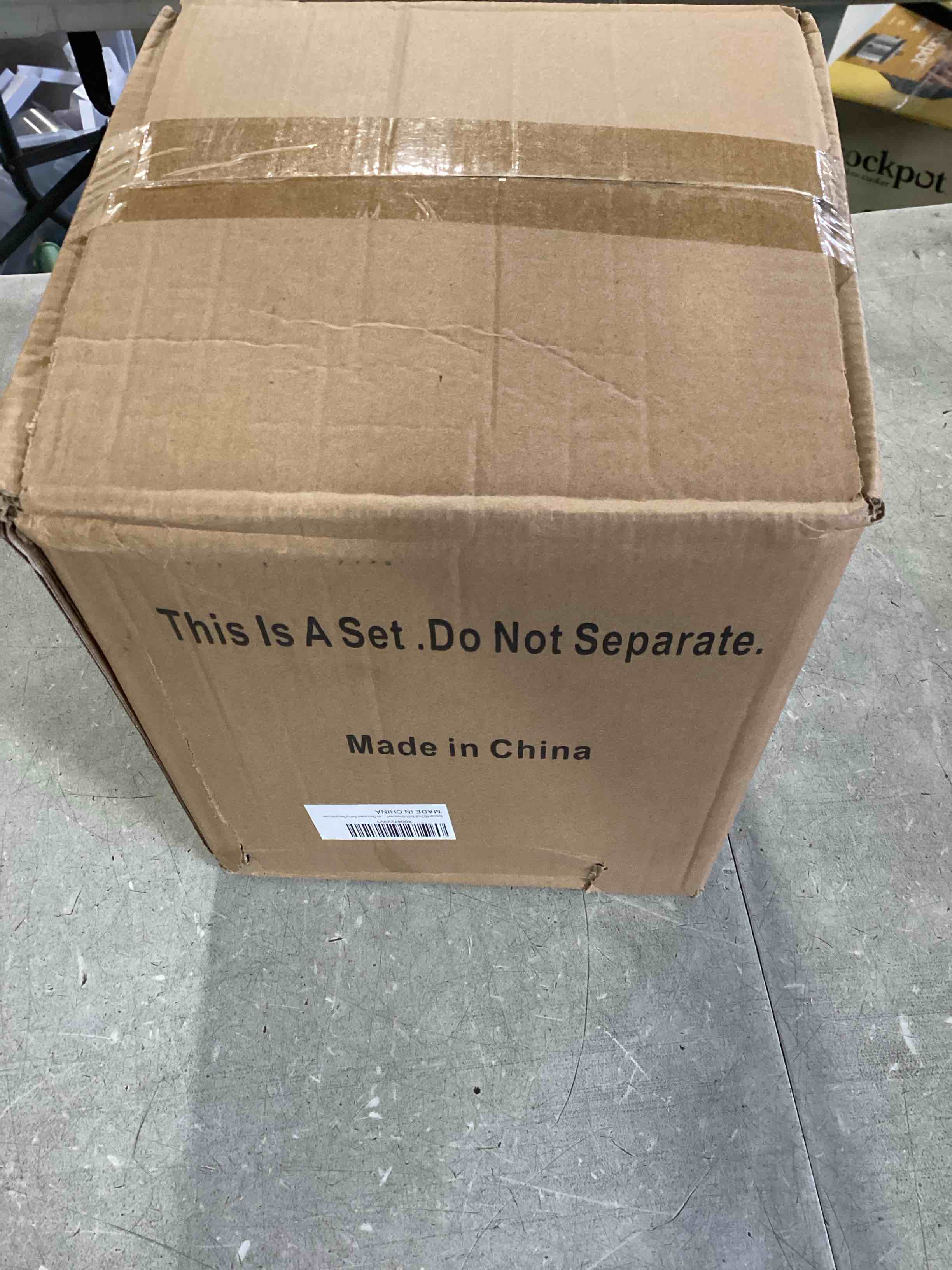 https://s3.amazonaws.com/lotting-images-prod/bidfta/PPE2127425_1737467747032.jpeg