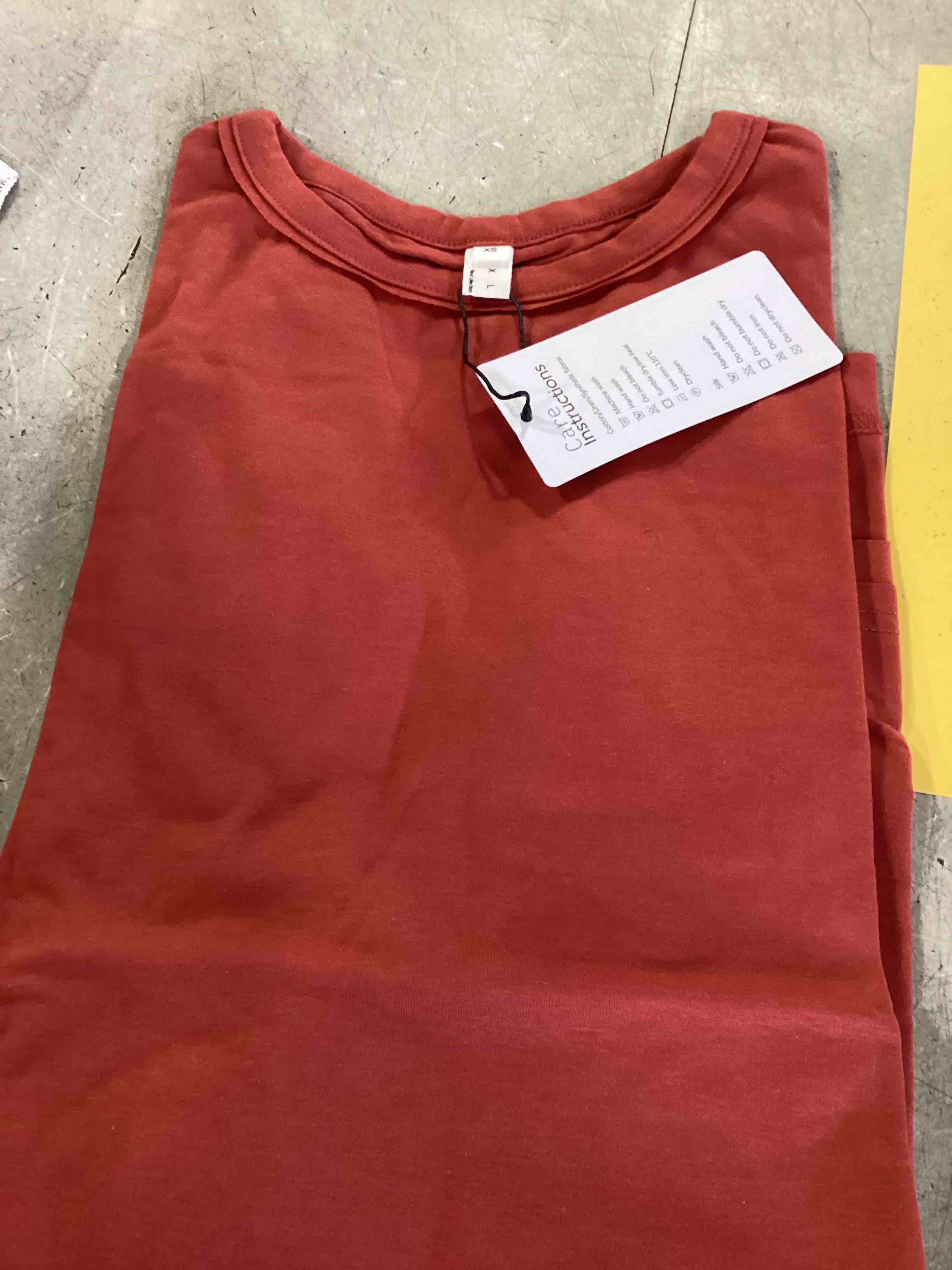 https://s3.amazonaws.com/lotting-images-prod/bidfta/PPE2127441_1737469178082.jpeg