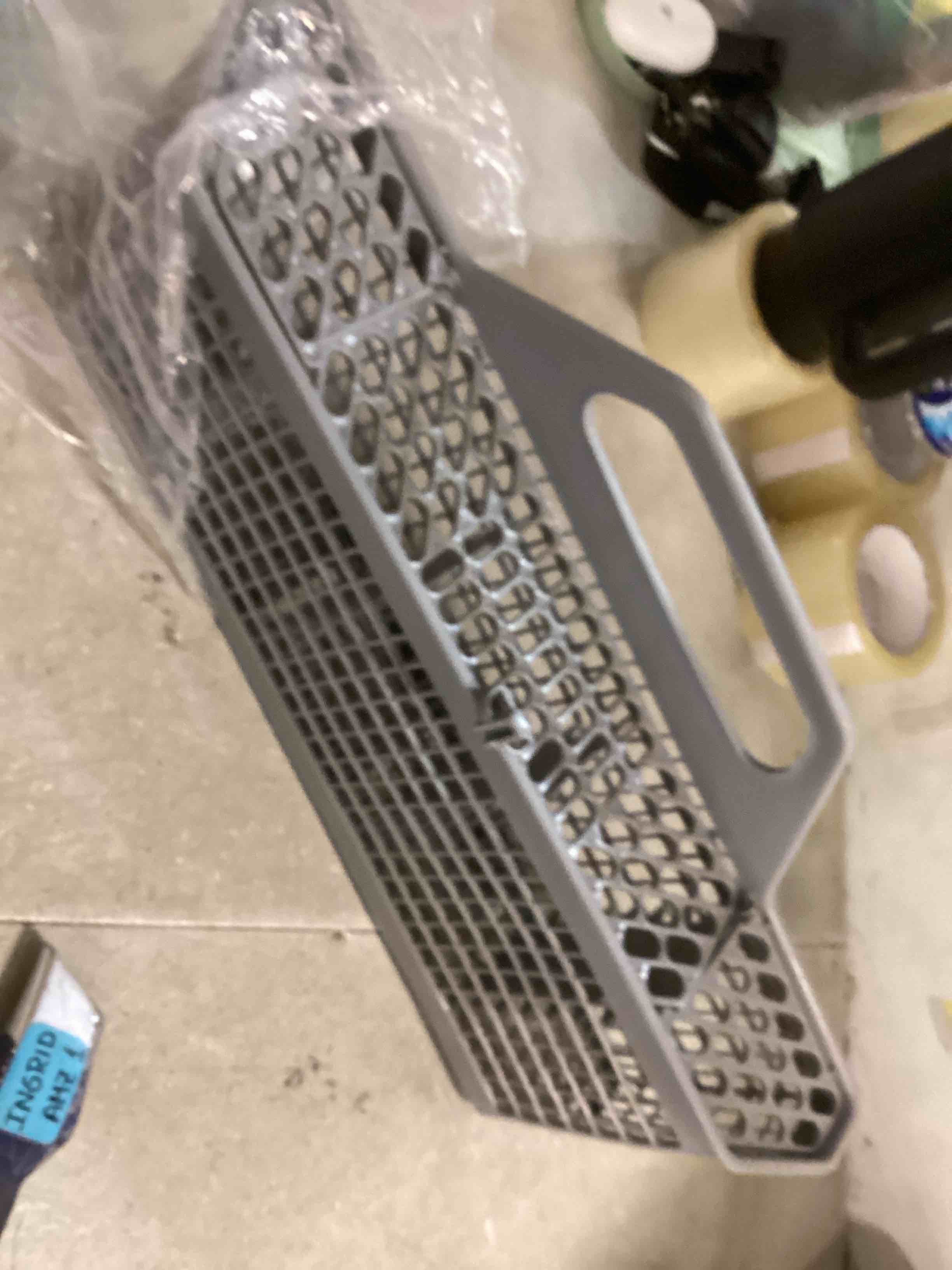 https://s3.amazonaws.com/lotting-images-prod/bidfta/PPE2128065_1741097589419.jpeg