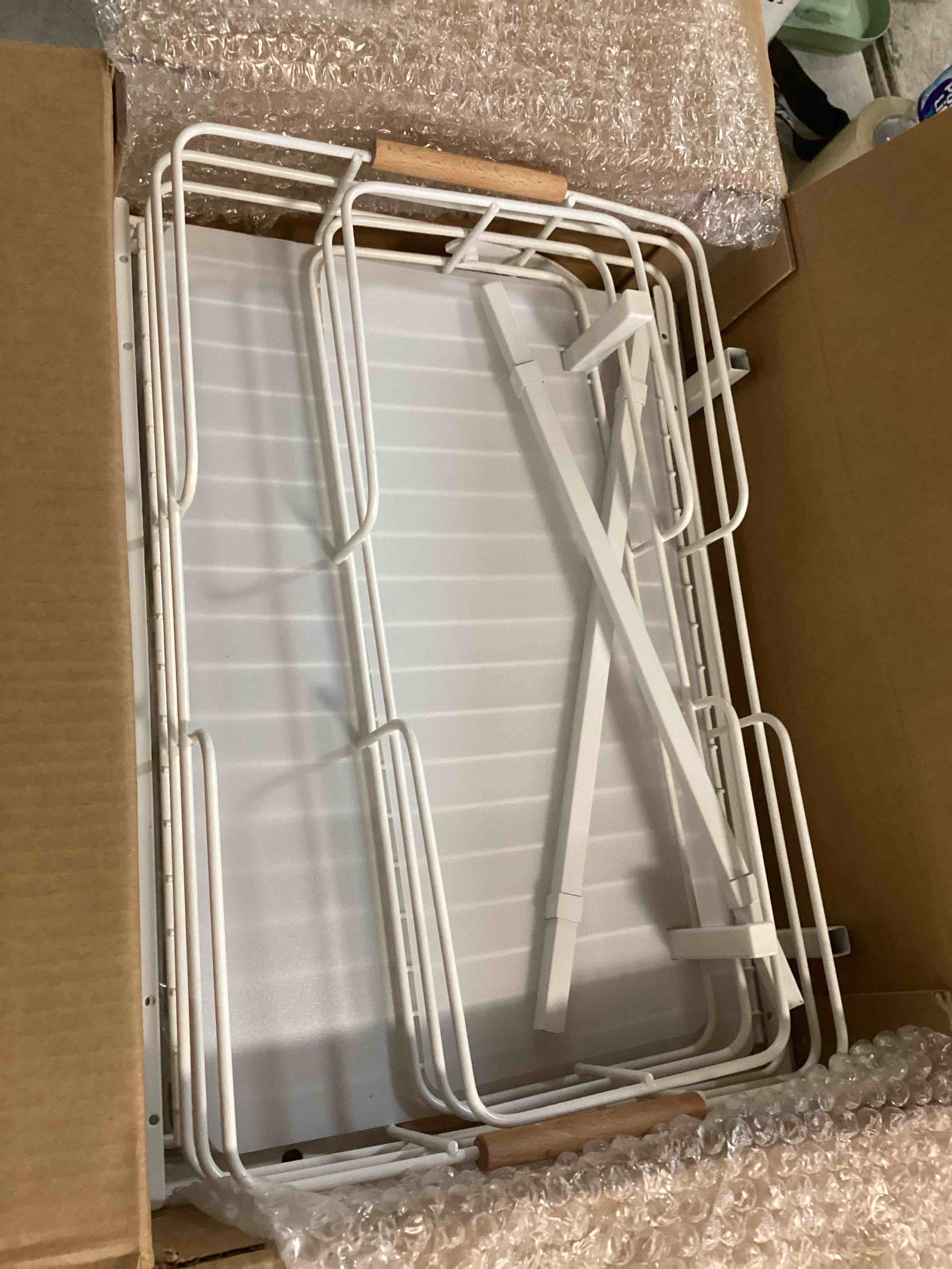 https://s3.amazonaws.com/lotting-images-prod/bidfta/PPE2128134_1741104298648.jpeg