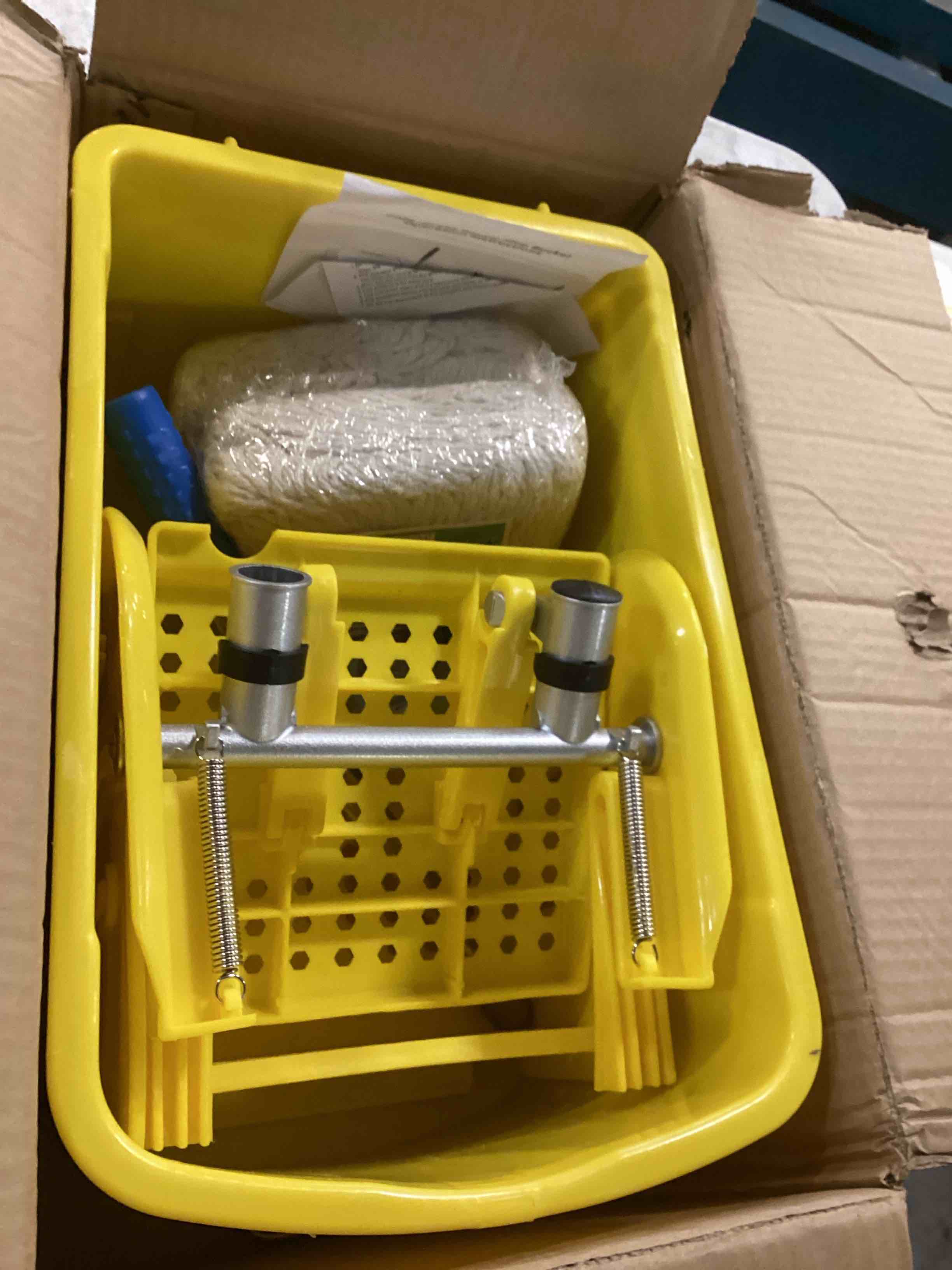https://s3.amazonaws.com/lotting-images-prod/bidfta/PPE2128359_1741191917809.jpeg