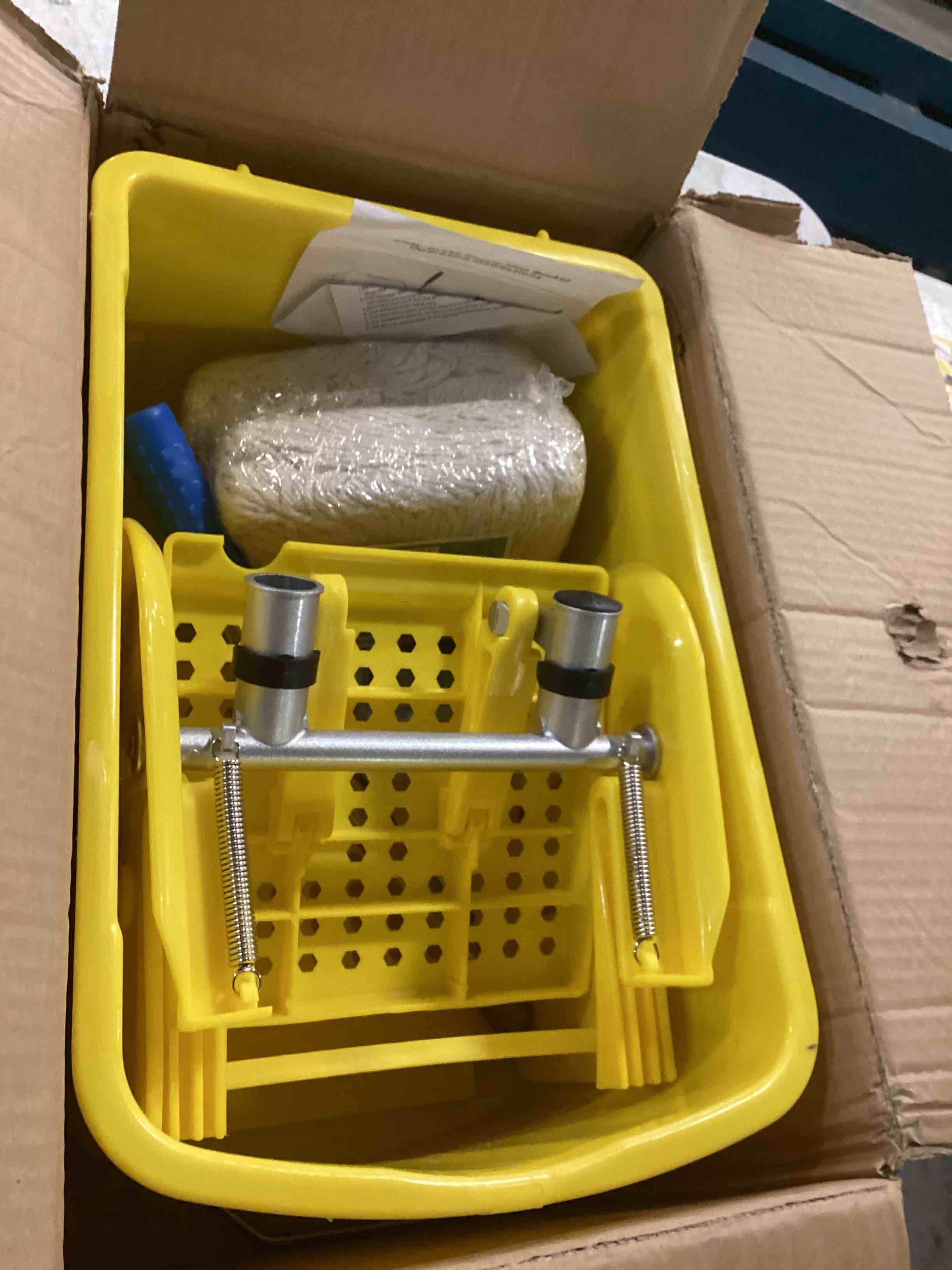 https://s3.amazonaws.com/lotting-images-prod/bidfta/PPE2128359_1741191918674.jpeg