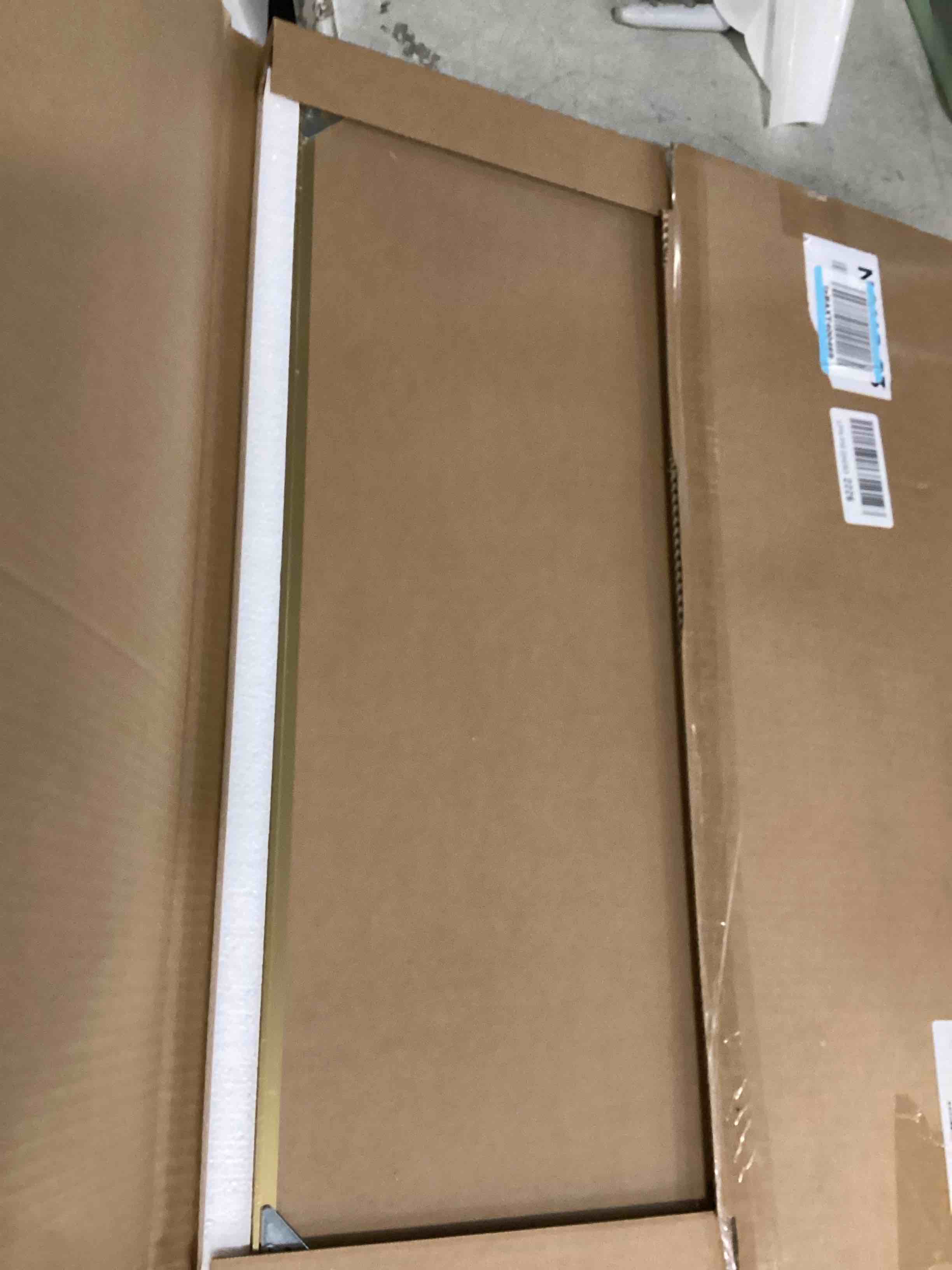 https://s3.amazonaws.com/lotting-images-prod/bidfta/PPE2128487_1741268309785.jpeg