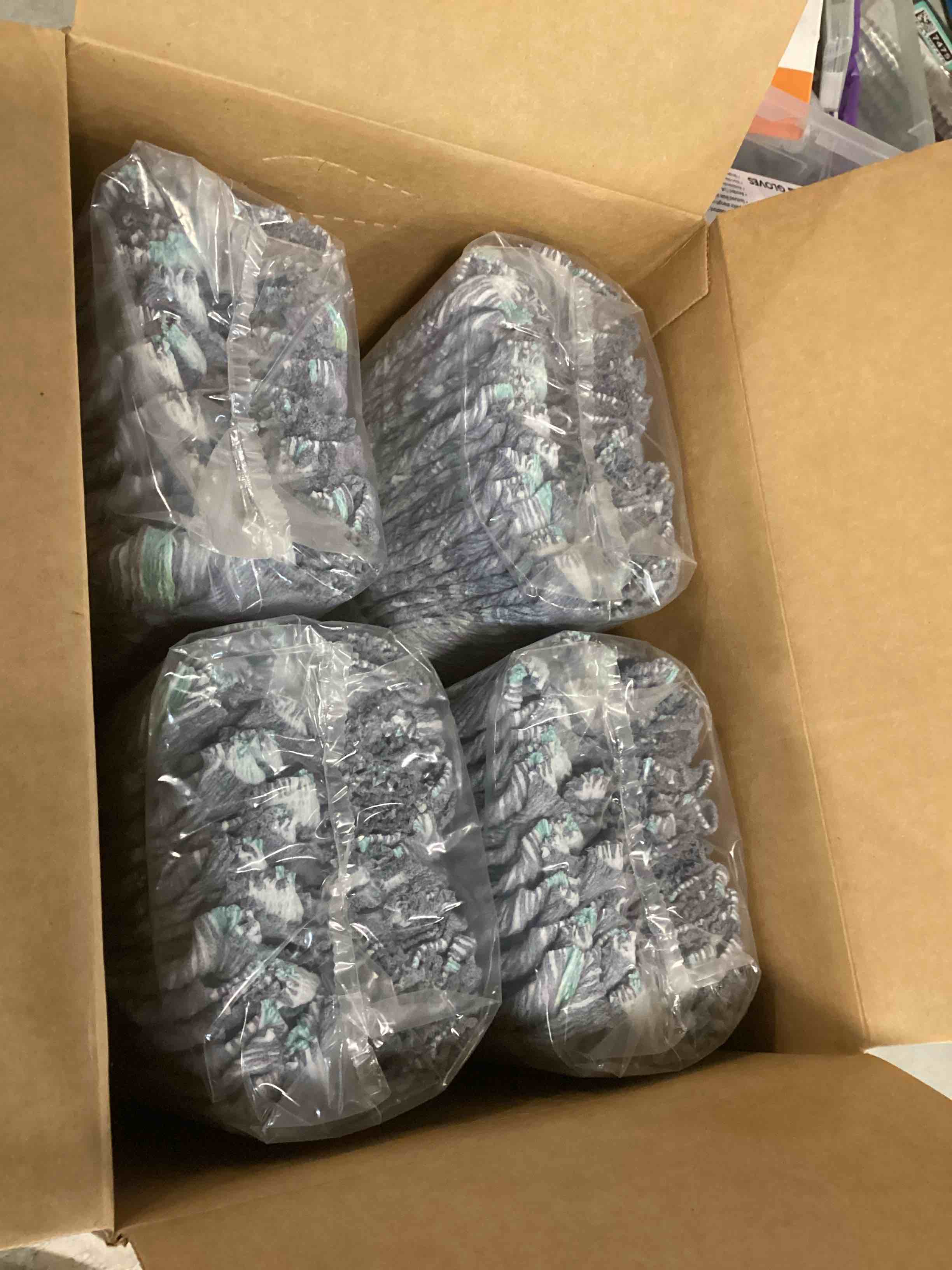 https://s3.amazonaws.com/lotting-images-prod/bidfta/PPE2128500_1741269526238.jpeg