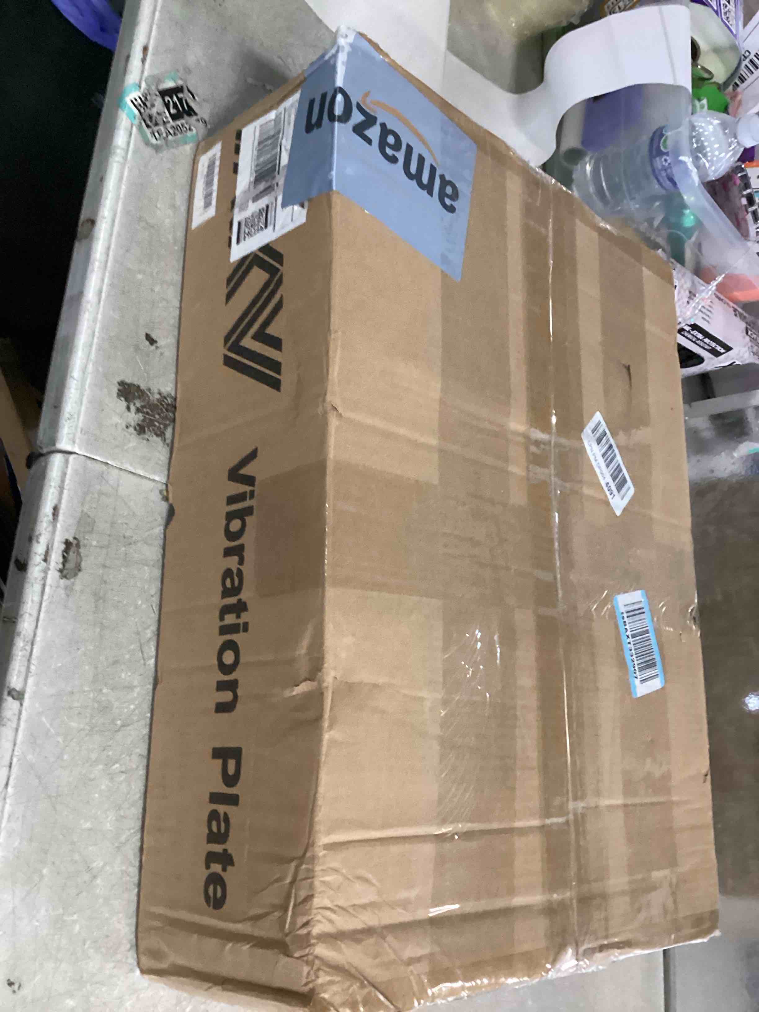 https://s3.amazonaws.com/lotting-images-prod/bidfta/PPE2128600_1741285391828.jpeg